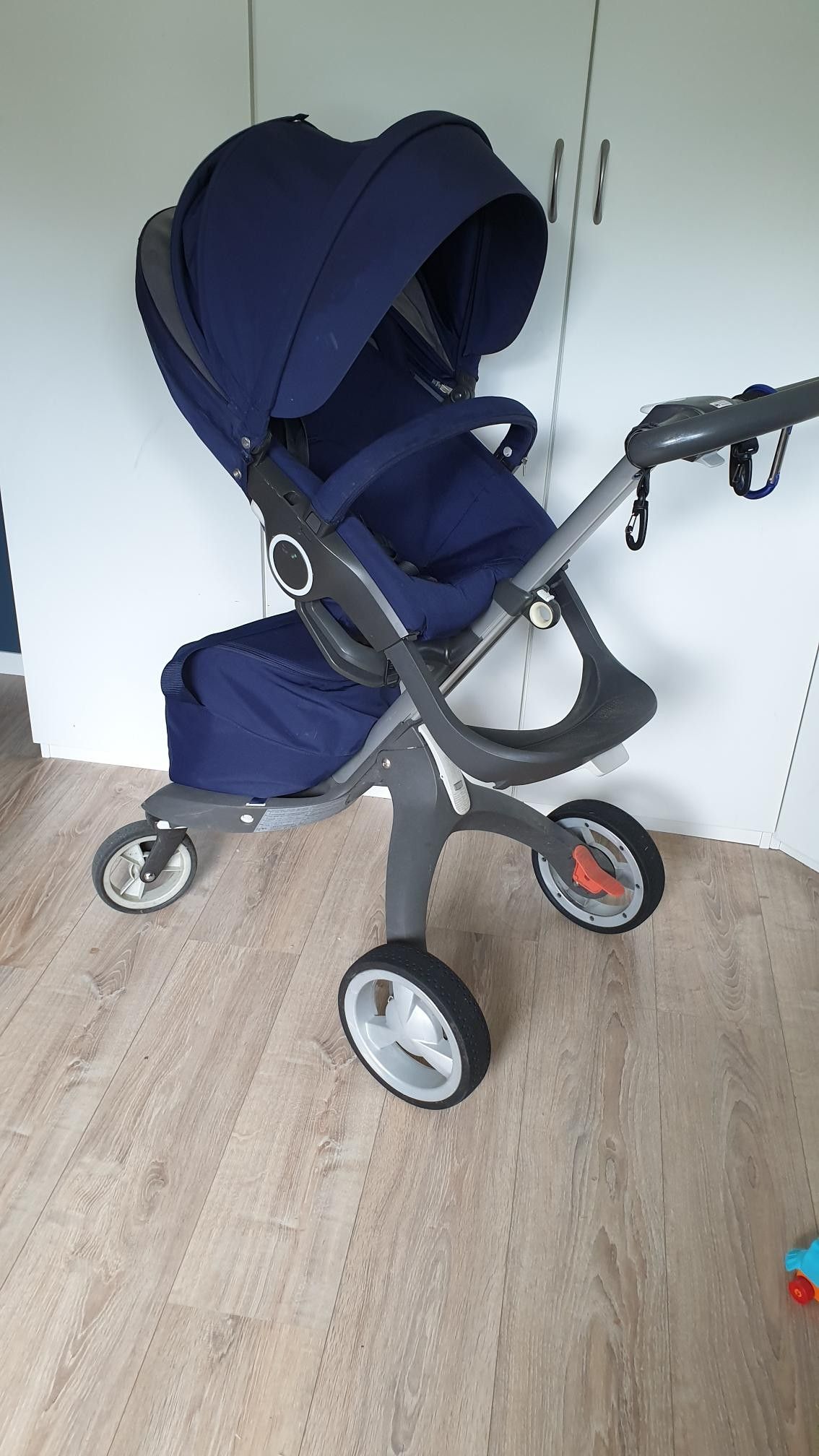 Stokke Xplory med masse utstyr | FINN.no STOKKE Xplory sittedel + liggedel solgt | FINN.no