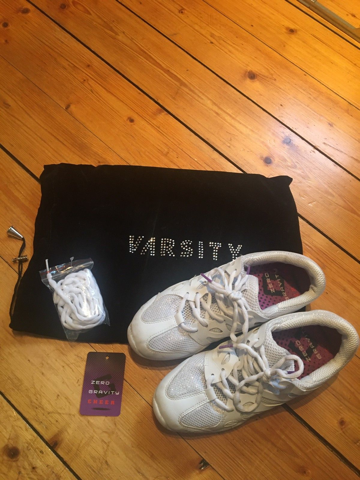 Varsity zero gravity cheer sko str. 40 | FINN.no Cheerleading sko (Varsity) til salgs | FINN.no
