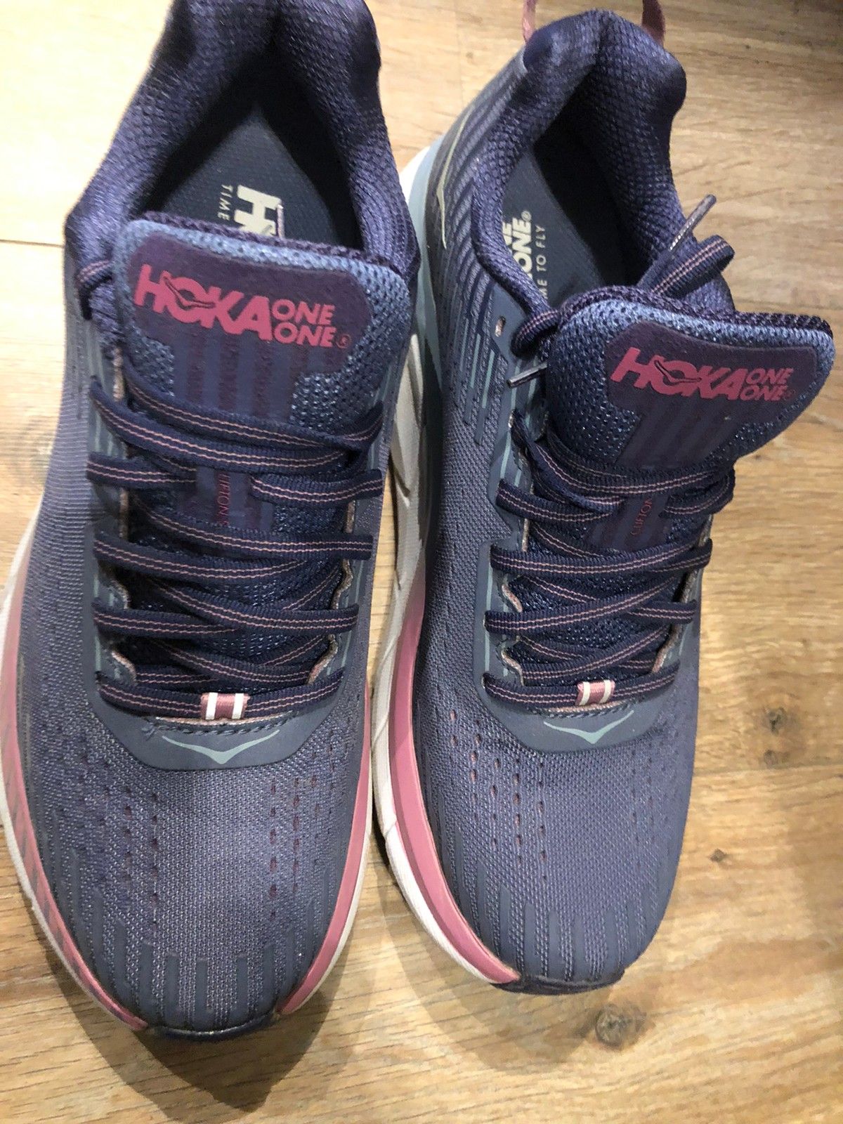 Sko selges Hoka, Ecco ++ | FINN.no Sko selges Hoka, Ecco ++ | FINN.no