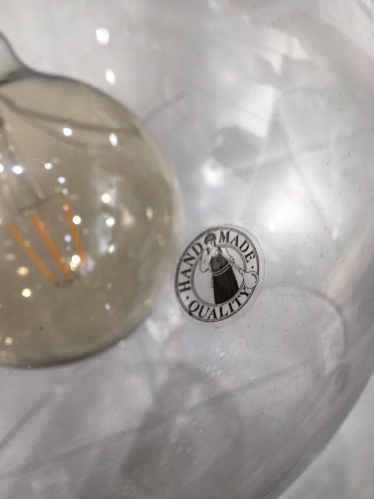 Glasskule lamper med stilig stor pære | FINN.no Glasskule lamper med stilig stor pære | FINN.no