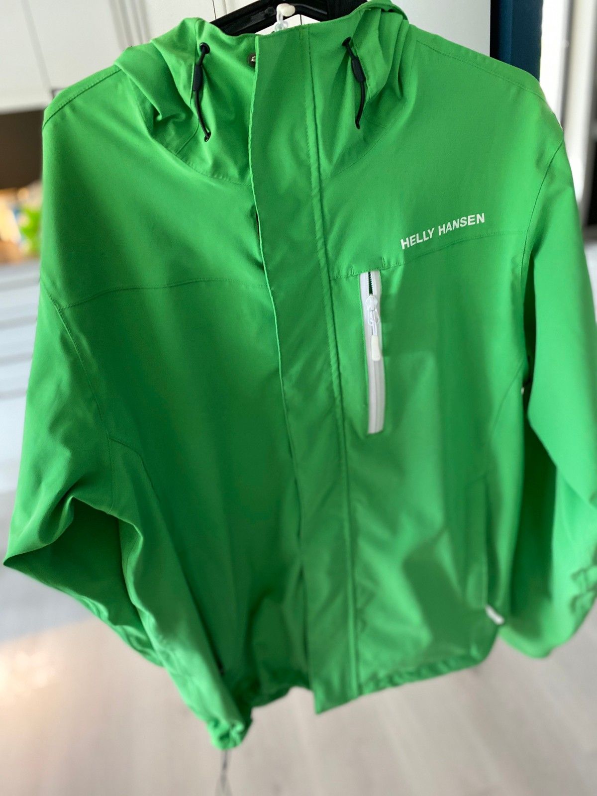 Billig Helly Hansen Regnjakke,Seiljakke | FINN.no Billig Helly Hansen Regnjakke,Seiljakke | FINN.no