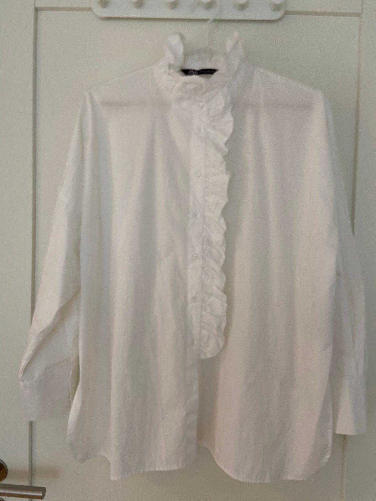 Oversized skjorte fra Zara | FINN.no Zara skjorte (lyocell) | FINN.no