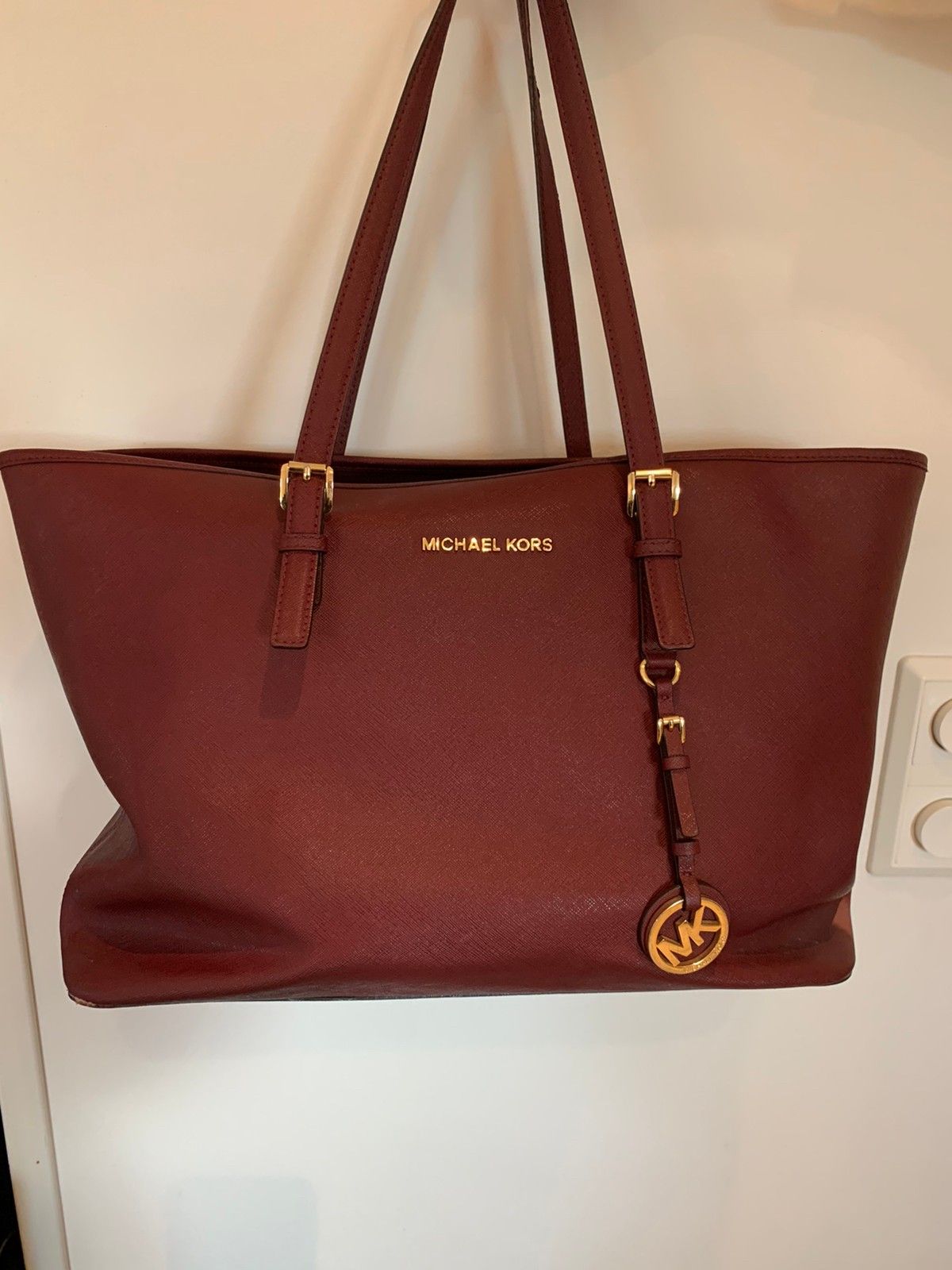 Michael Kors Veske | FINN.no Michael Kors veske Ny pris! | FINN.no