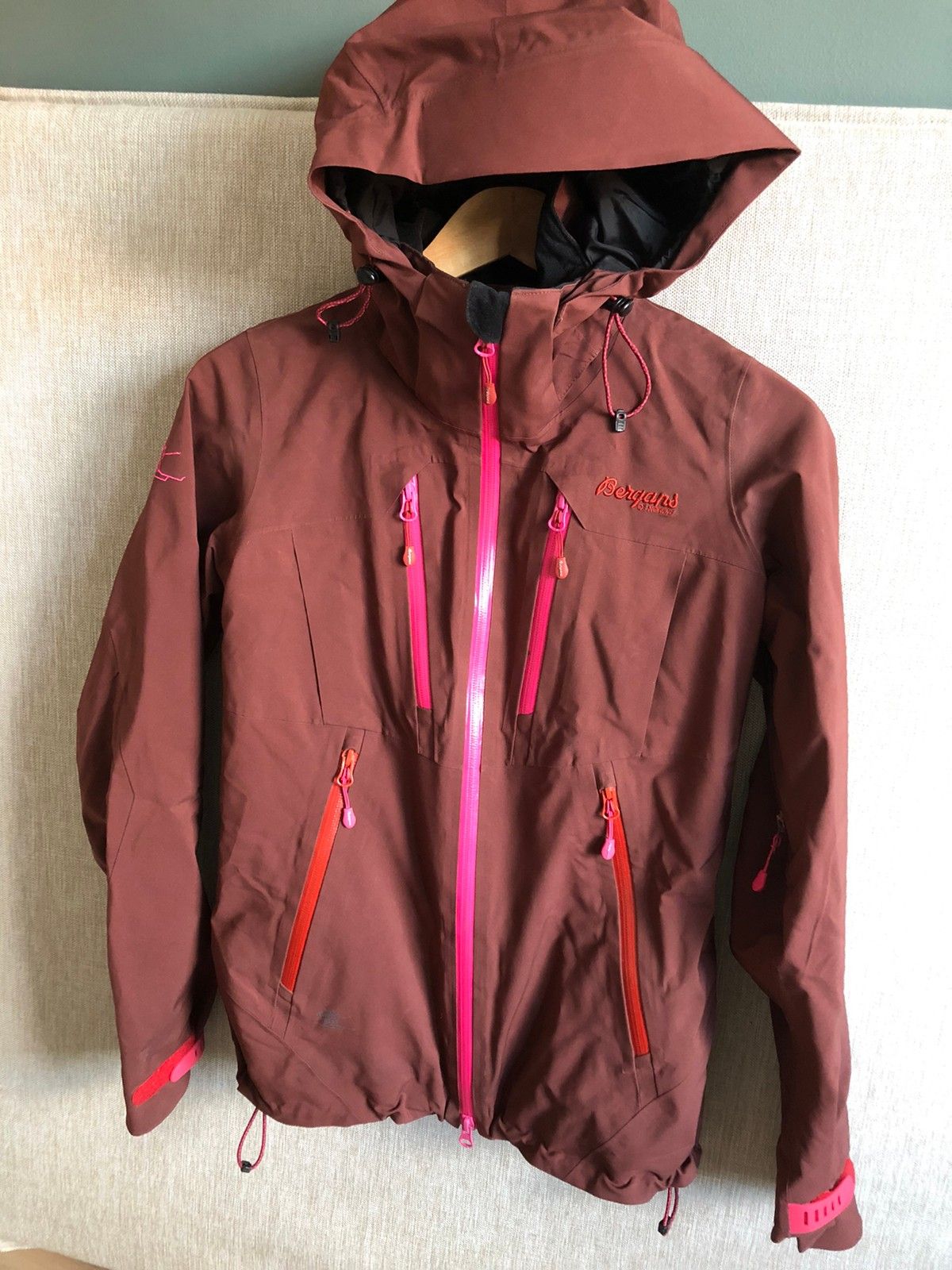 Bergans jakke dame str XS, 34 Bergans jakke dame str XS, 34