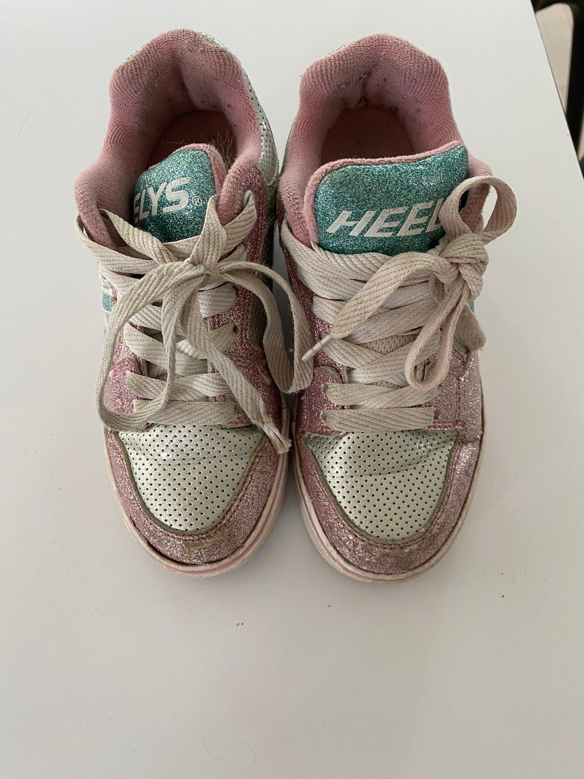 HEELYS rullesko str 33 | FINN.no Heelys rullesko str 33 med blinkelys | FINN.no