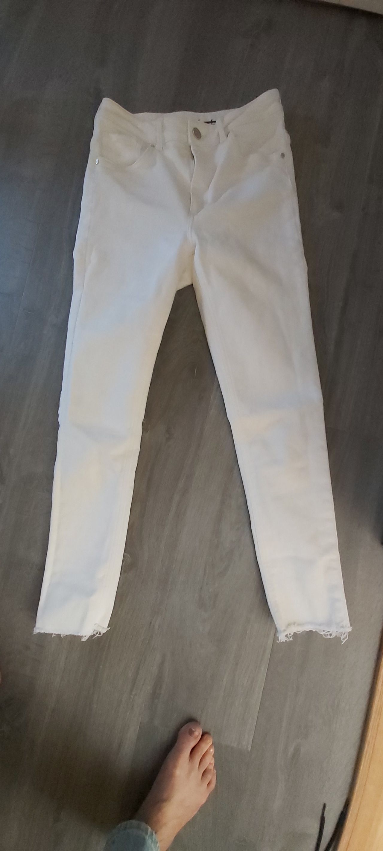 &demin Kjøpe, selge og utveksle annonser gode tilbud og Ny jean Kjøpe, selge og utveksle annonser gode tilbud og