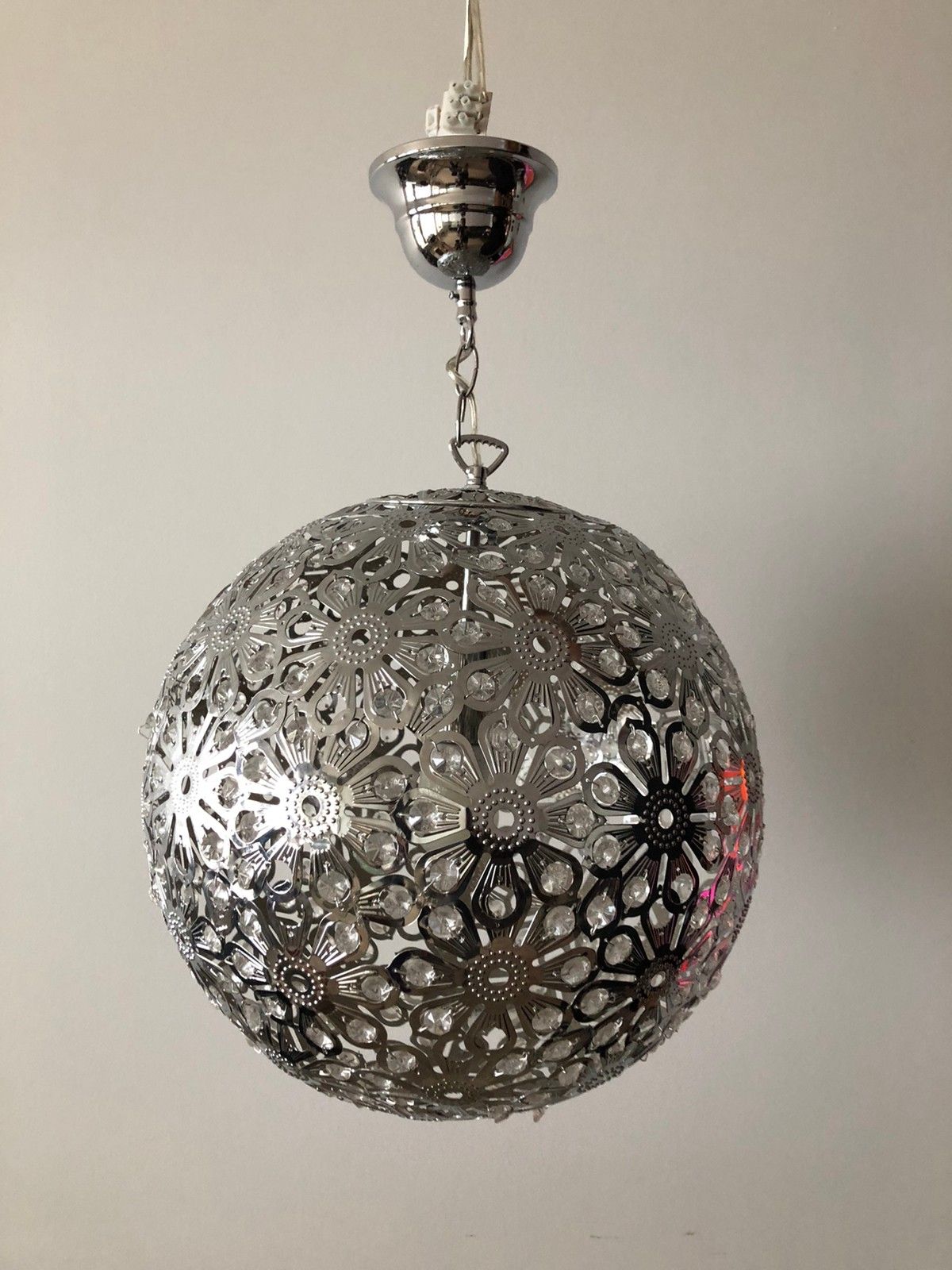 Pent brukt taklampe til salgs | FINN.no MARRAKECH TAKLAMPE KRYSTALL | FINN.no