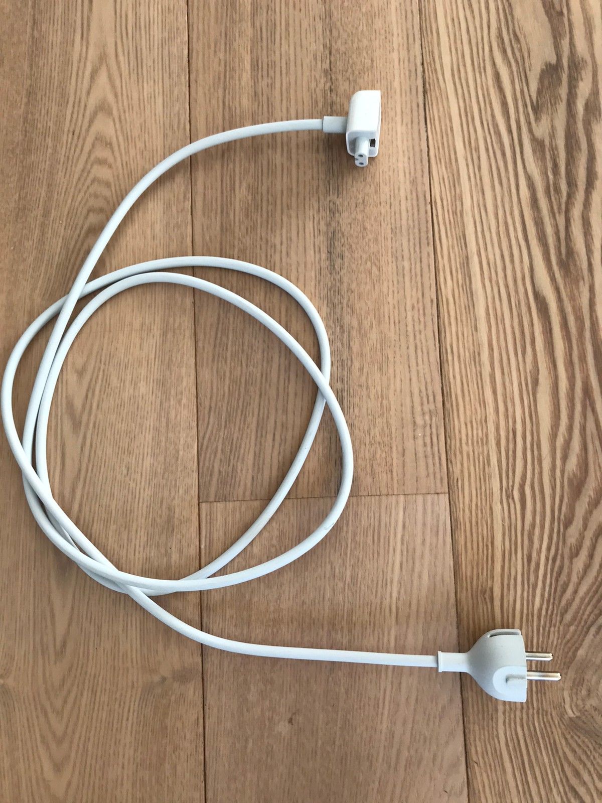 Apple skjøtekabel til strømadapter | FINN.no Skjøtekabel for lader USA | FINN.no