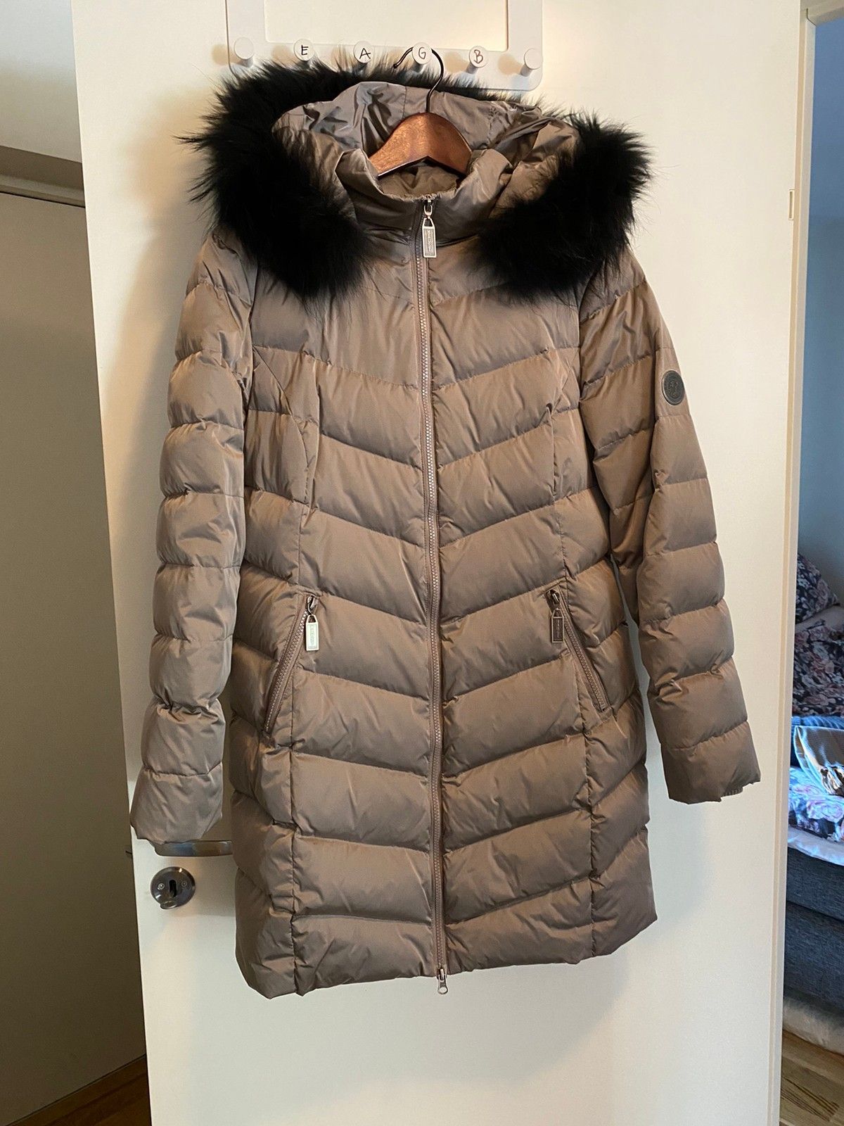 PEARL LONG DOWN JACKET fra HAUST str:38 | FINN.no Lett dun kåpe fra Haust selges | FINN.no