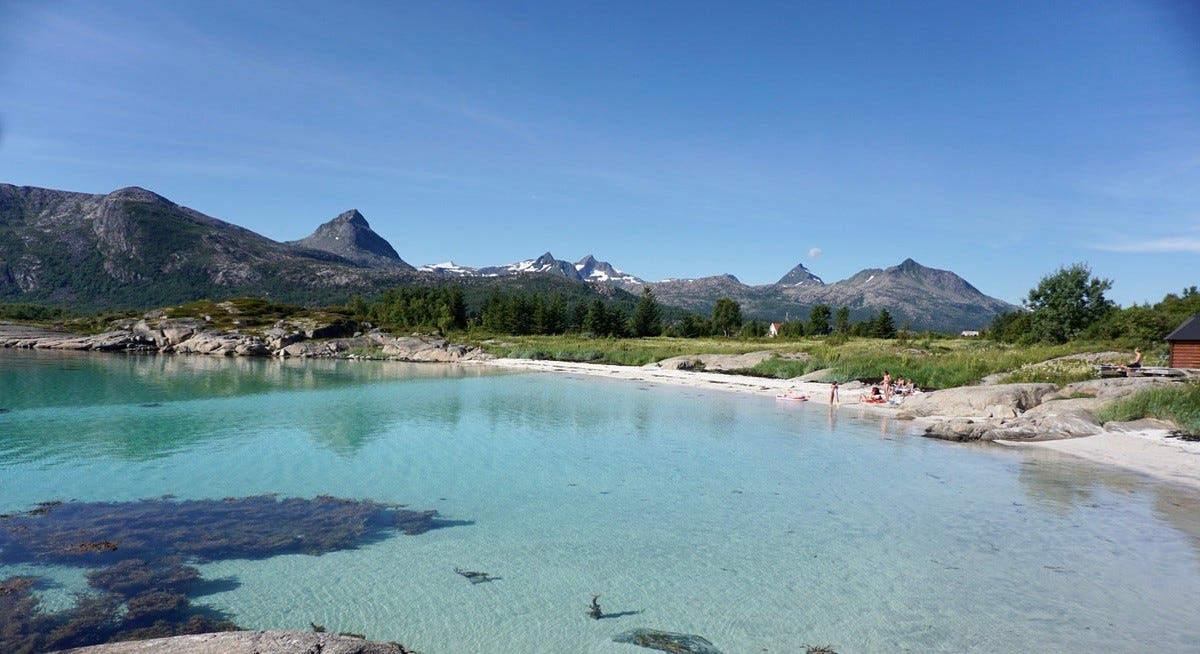 Silsandvika, vår lokale badestrand Galleribilde