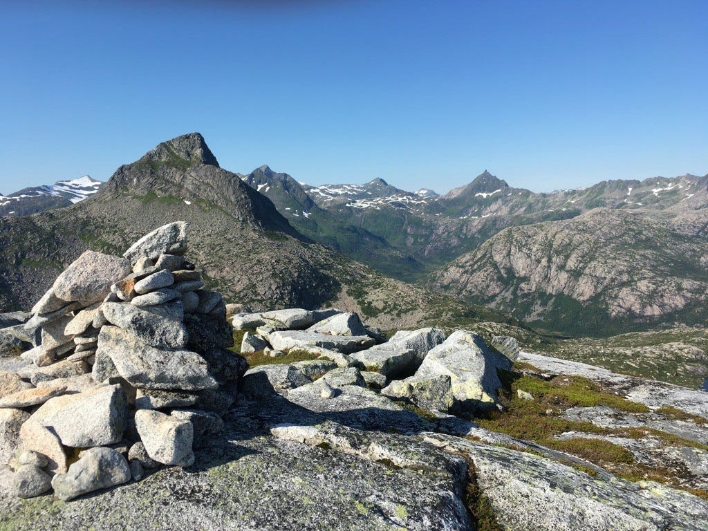 Fjellturer på Hinnøya Galleribilde