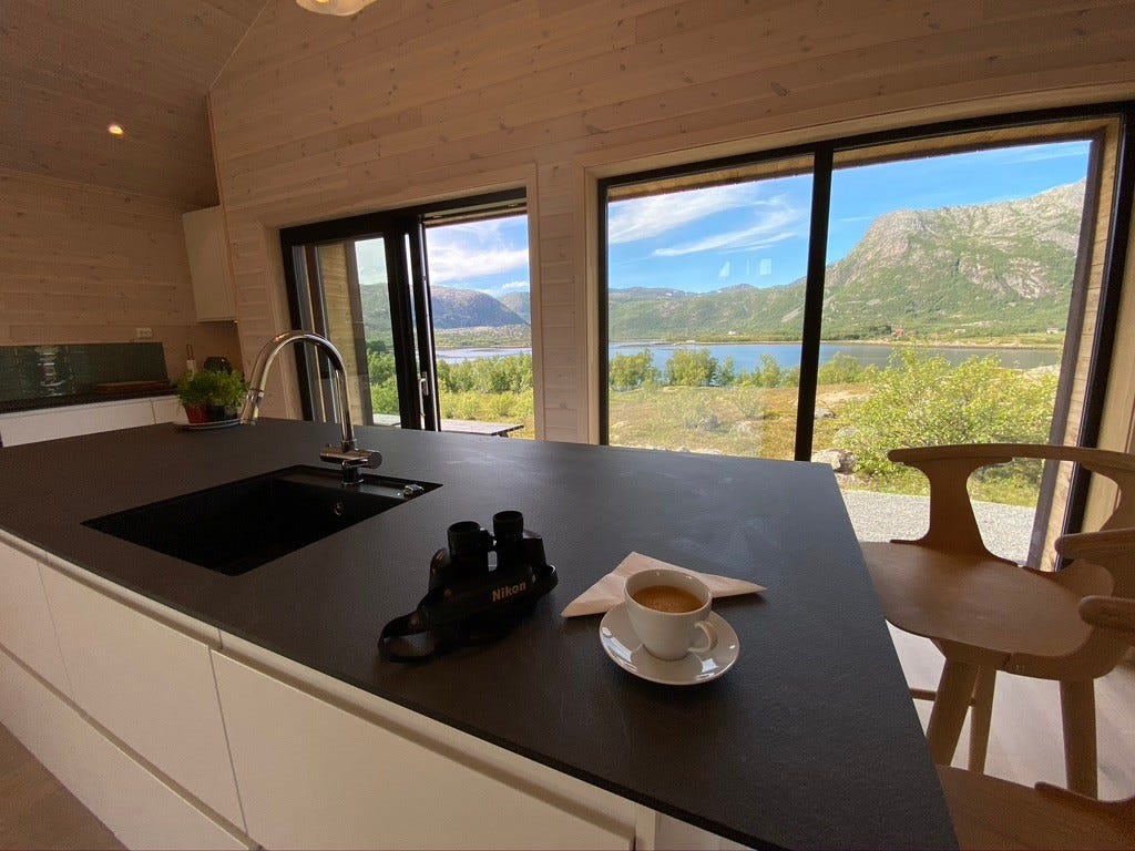Morgenkaffen kan nytes med god utsikt... Galleribilde
