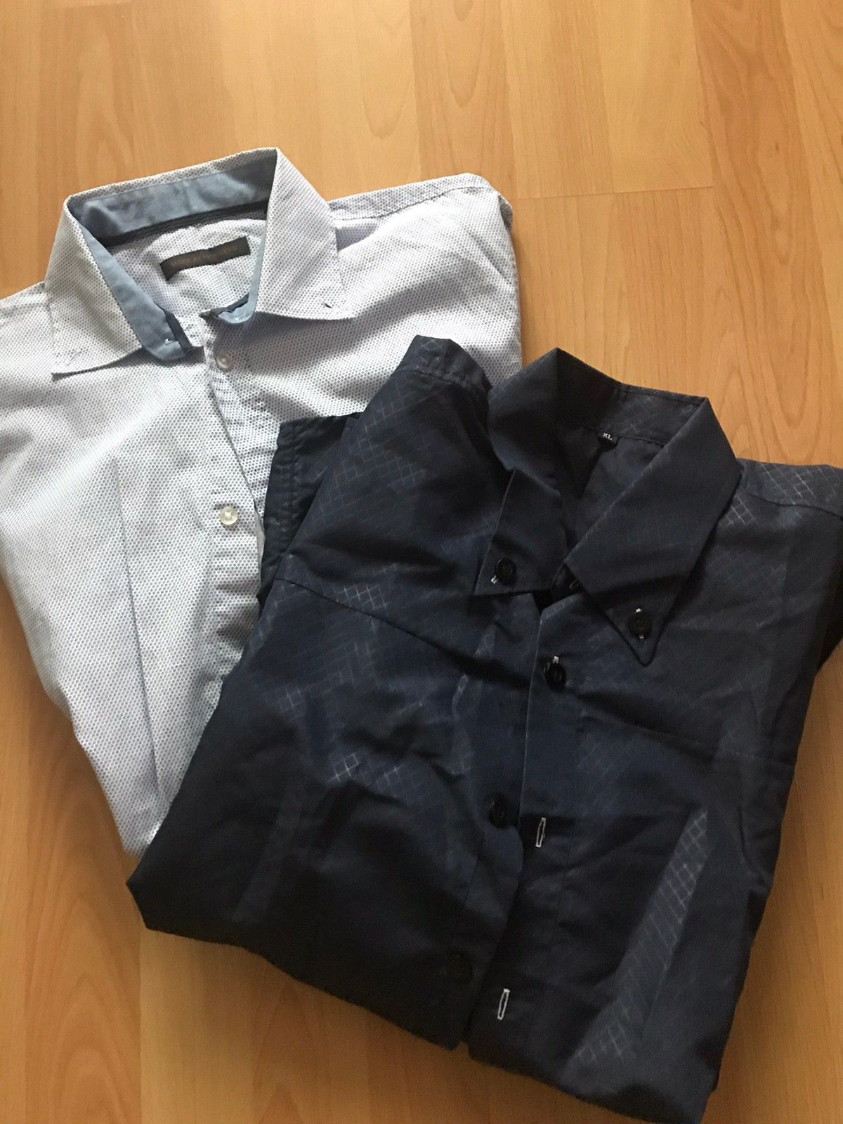 2 stk penskjorter guttman , størrelse S og XL | FINN.no 2 stk skjorter til gutt 8 9 år | FINN.no