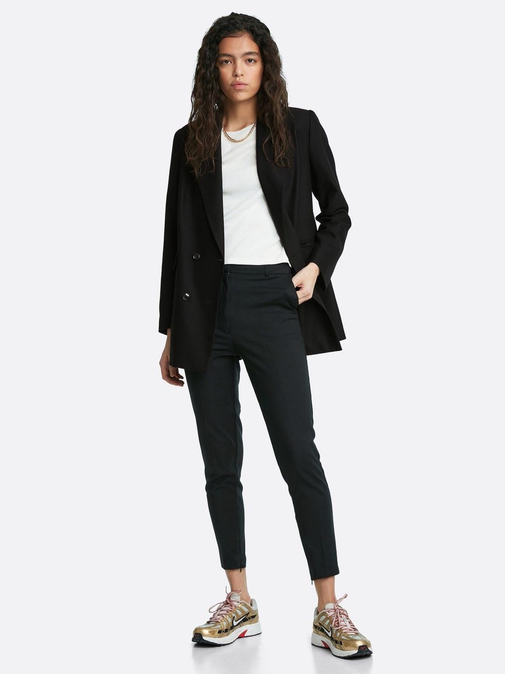 Dressbukse fra BIKBOK | FINN.no Dressbukse fra BIKBOK | FINN.no
