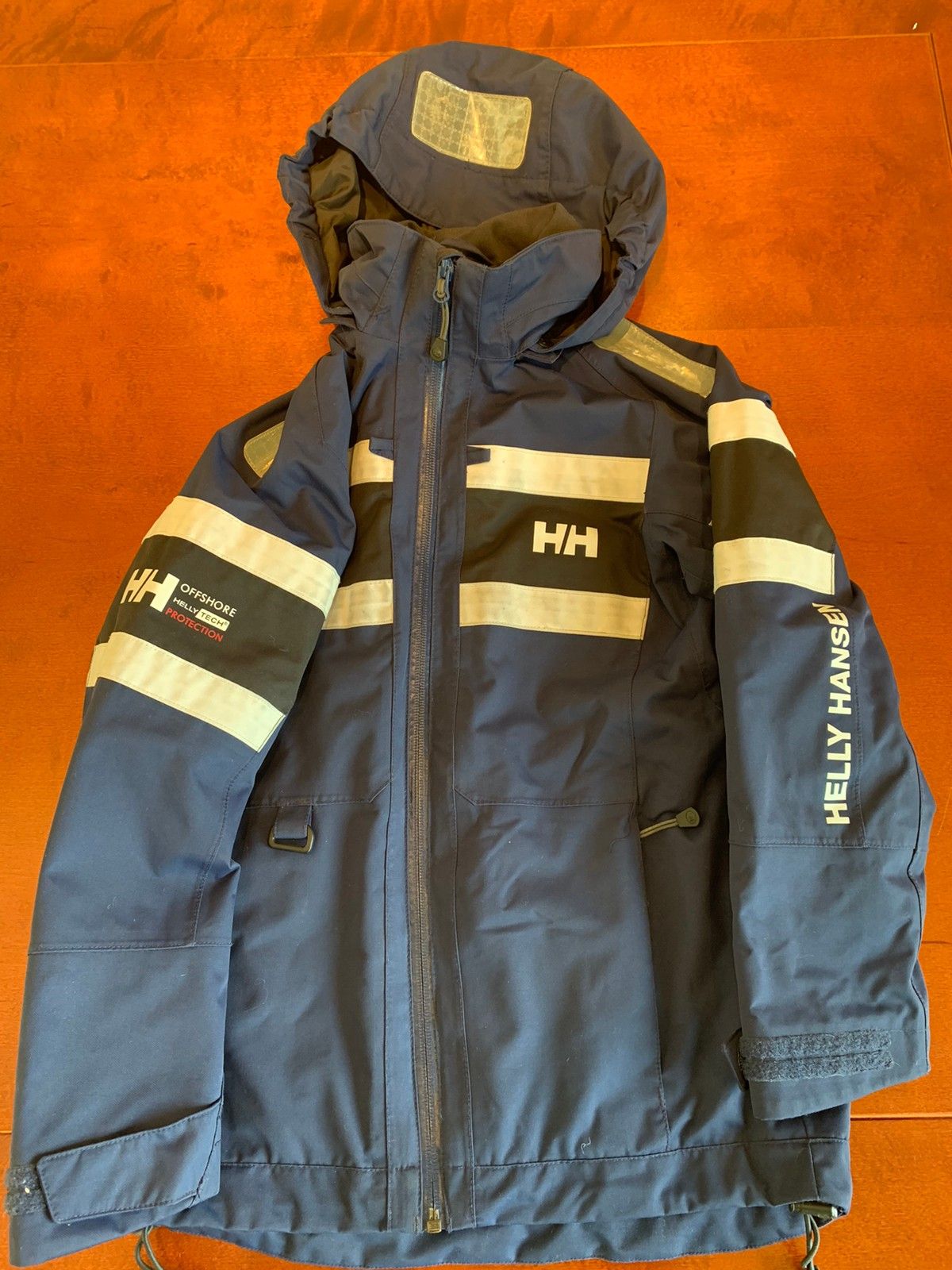 Helly Hansen seiljakke str 140 | FINN.no Helly Hansen jakke strl 140 | FINN.no