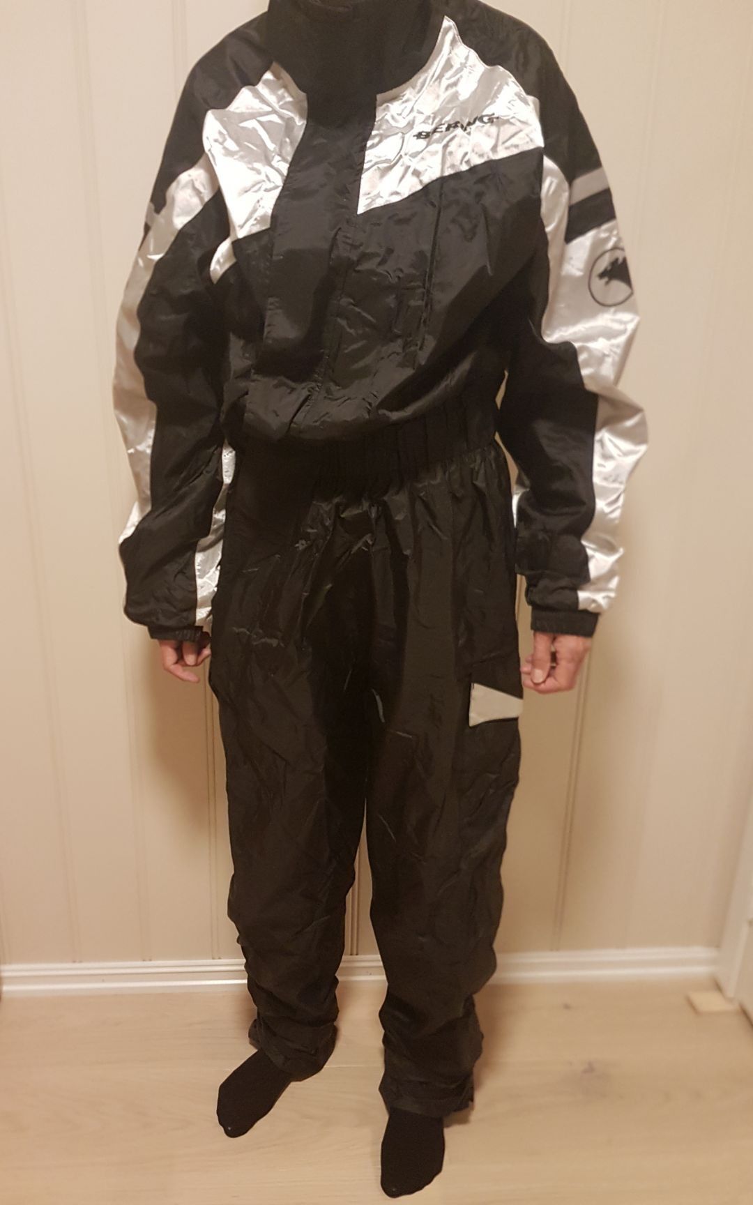 MC regndress dame BERING | FINN.no MC jakke, regndress, hansker og tankveske | FINN.no