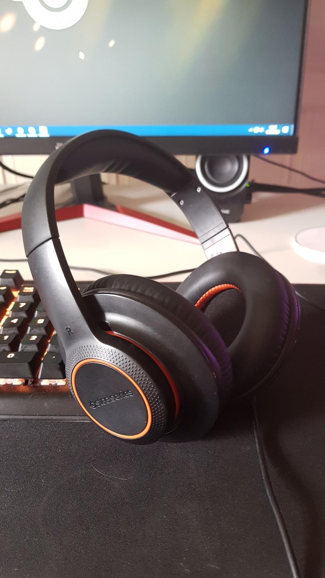 Steelseries gaming headset | FINN.no Steelseries Gaming Headset mmikrofon | FINN.no