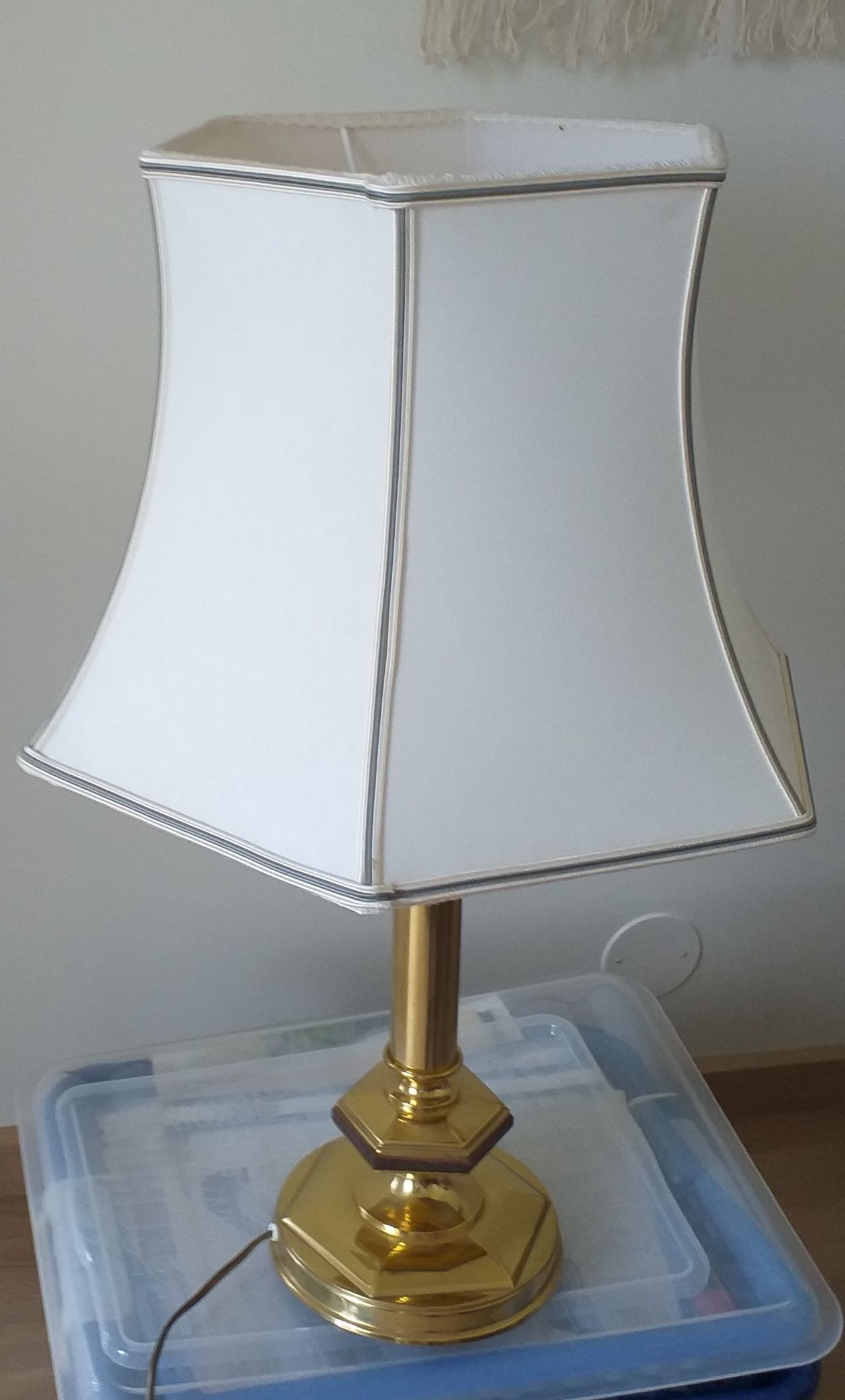 Fløistad messing bordlampe | FINN.no Fløistad lampe marmor | FINN.no