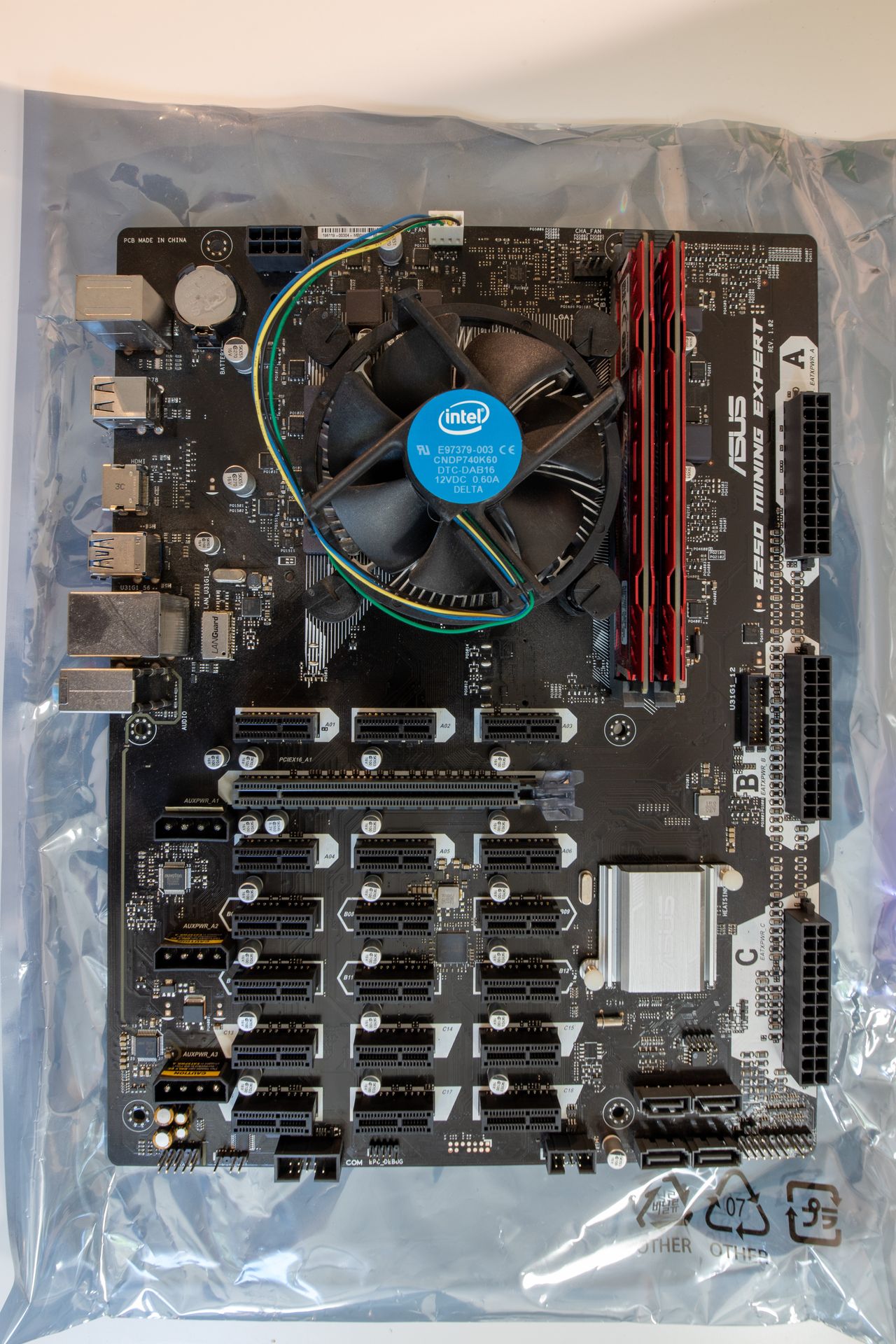 PCパーツ asus b250 mining Celeron G39xx Amazon.com: ASUS B250 MINING EXPERT LGA1151 DDR4 HDMI B250