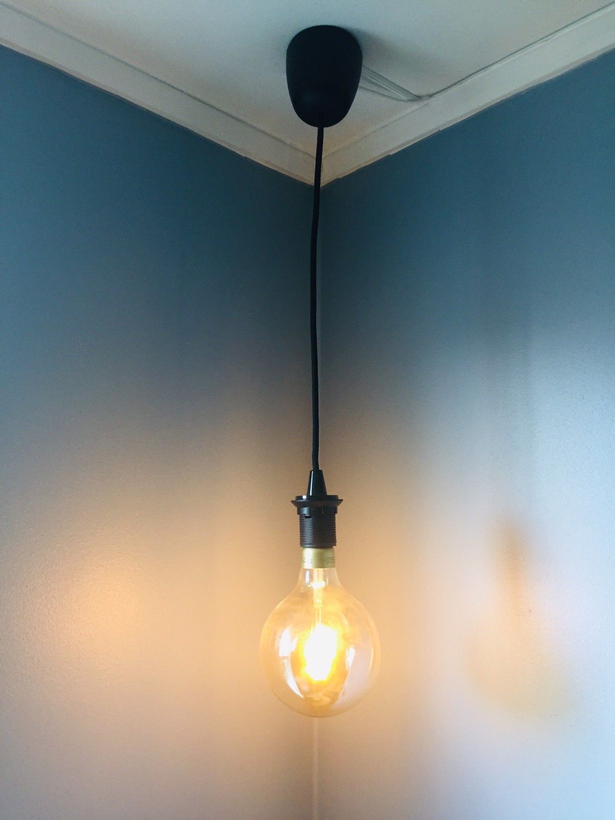 IKEA Älmhult lampe og pære | FINN.no Lampe fra IKEA | FINN.no