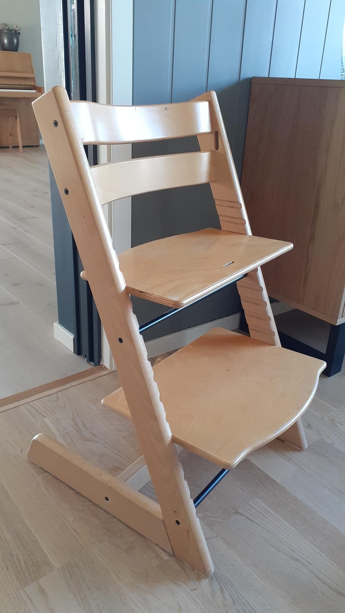 Stokke tripp trapp med bøyle Kjøpe, selge og utveksle Stokke tripp trapp stol m Kjøpe, selge og utveksle annonser
