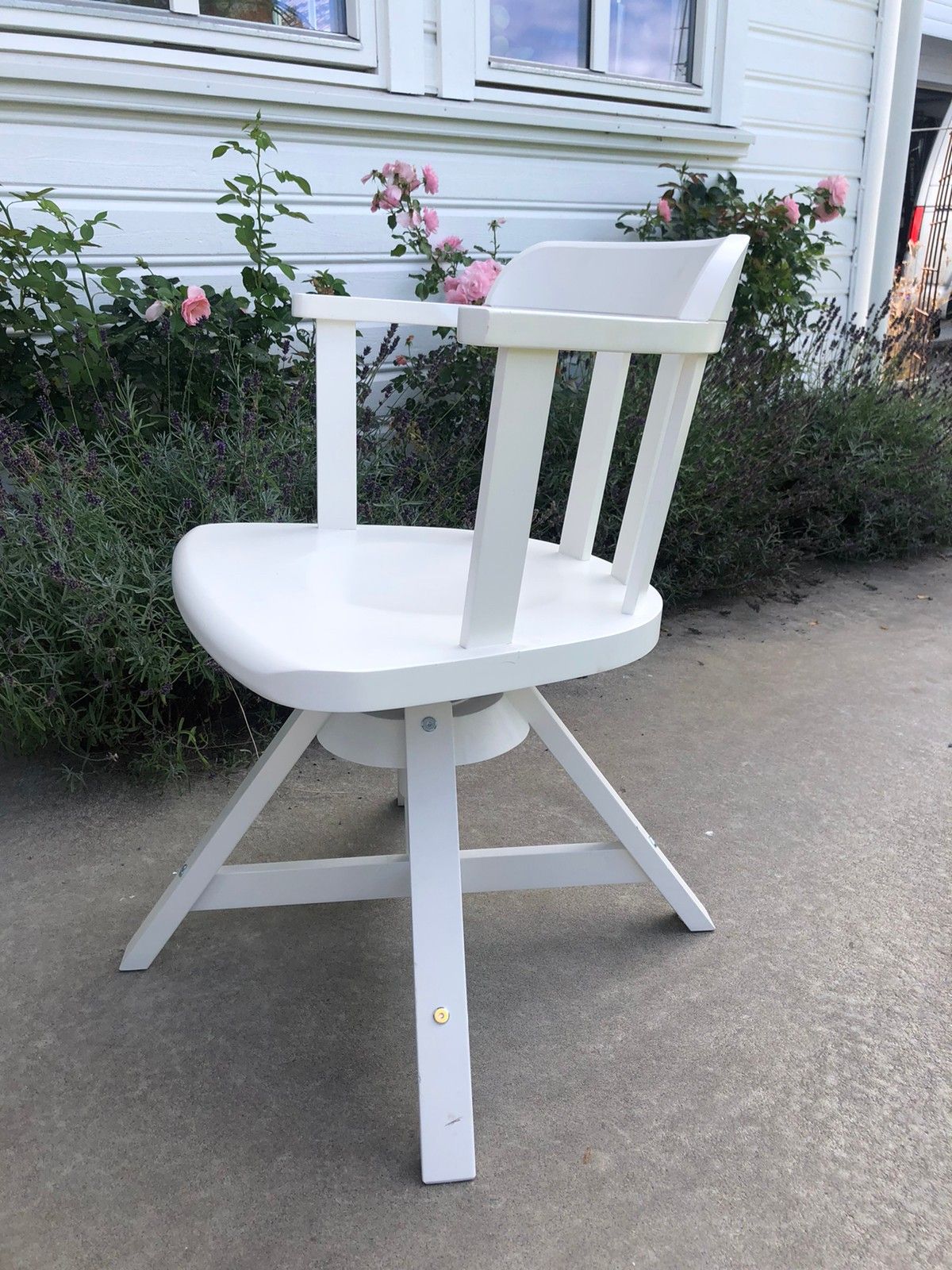 Hvit kontorstol fra IKEA | FINN.no Vintage IKEA stoler hvit malt | FINN.no
