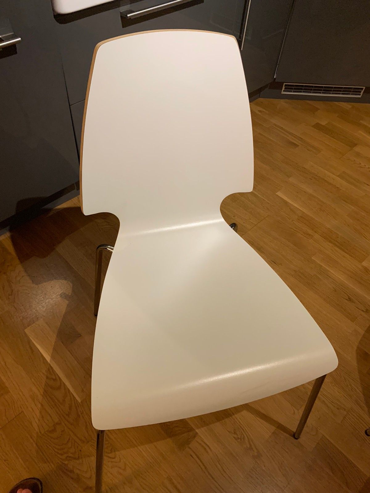 4 Spisestoler selges! | FINN.no 4 VILMAR spisestoler fra IKEA | FINN.no