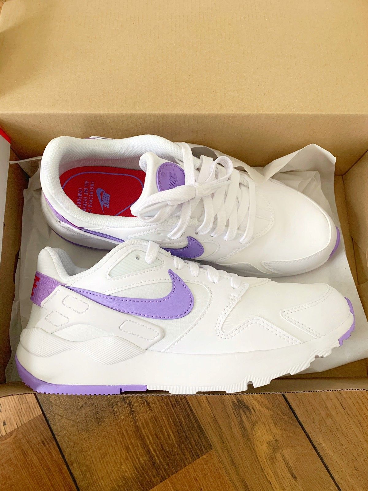 Helt nye Nike sko. Størrelse 40 (mer som 39) | FINN.no Helt nye sko | FINN.no