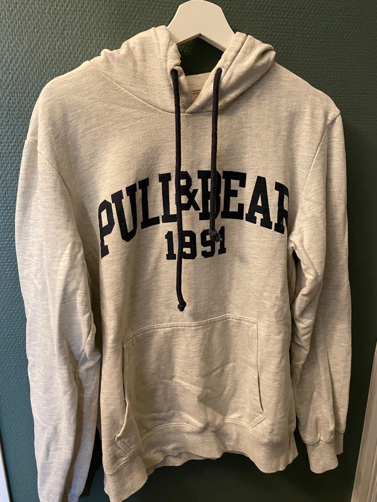 Pull & bear hoodie | FINN.no Pull & Bear Bikerjakke | FINN.no