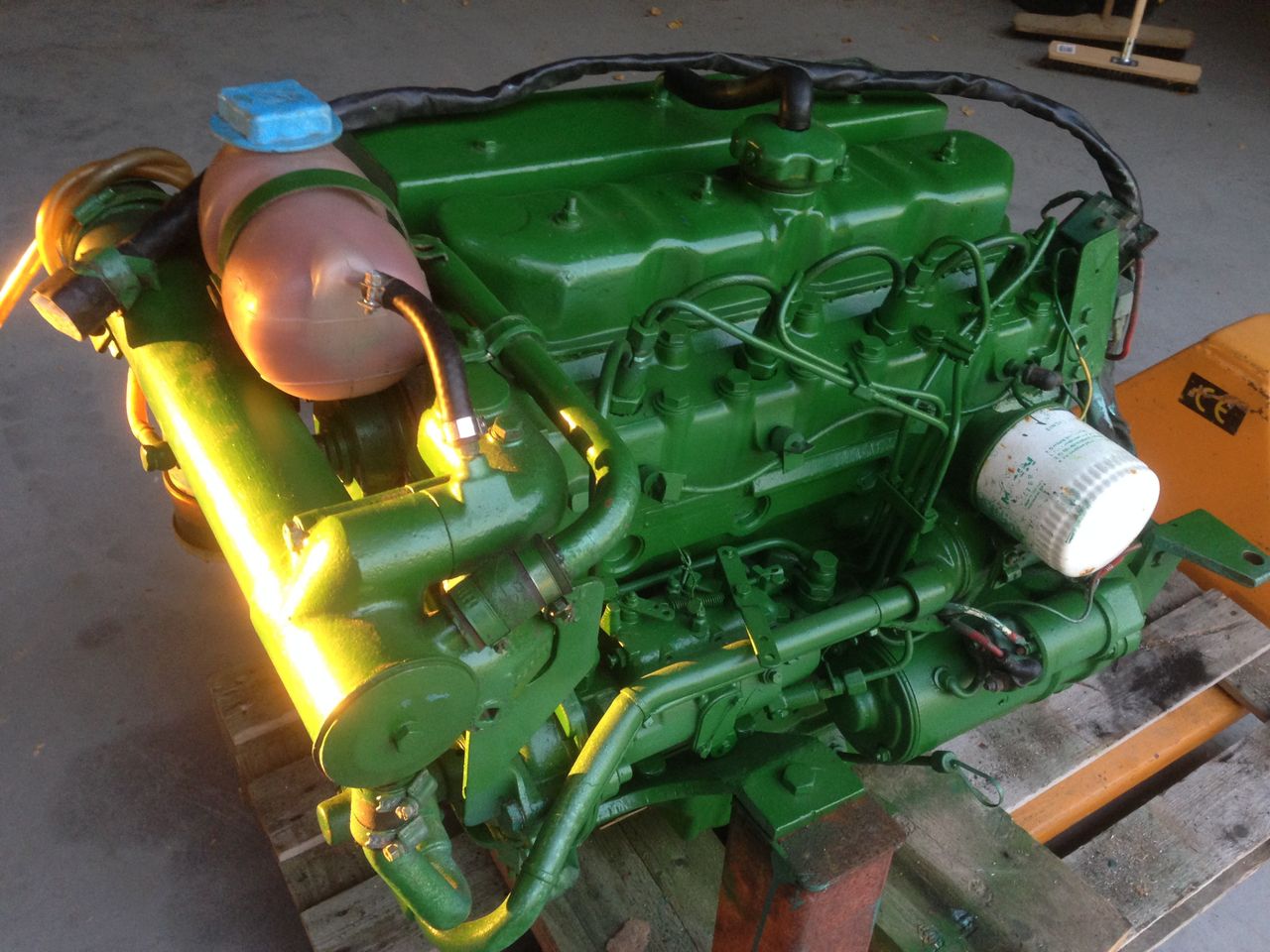 Volvo Penta MD21 B Deler(Dieselpumpe/manifold/eksosbend/vannpumpe ...