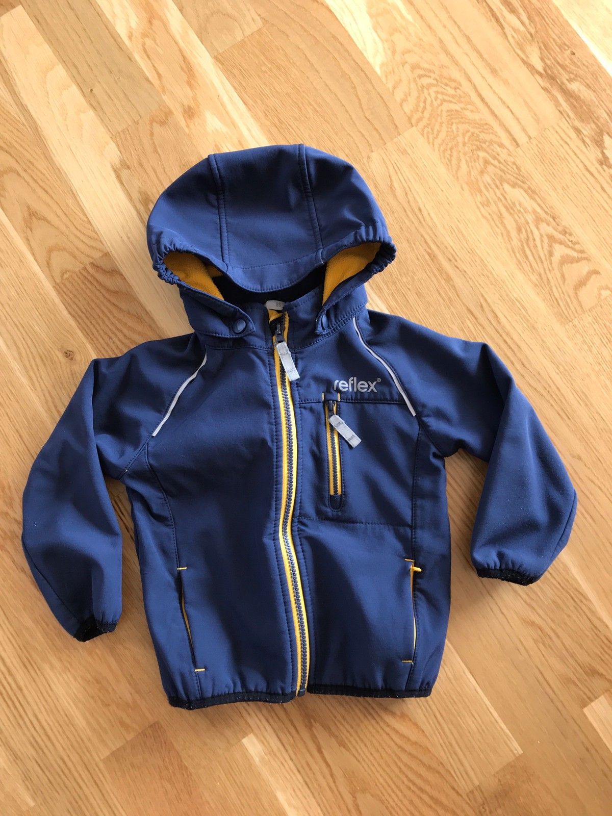 Softshell jakke reflex | FINN.no Softshell jakke, reflex, str 92 | FINN.no