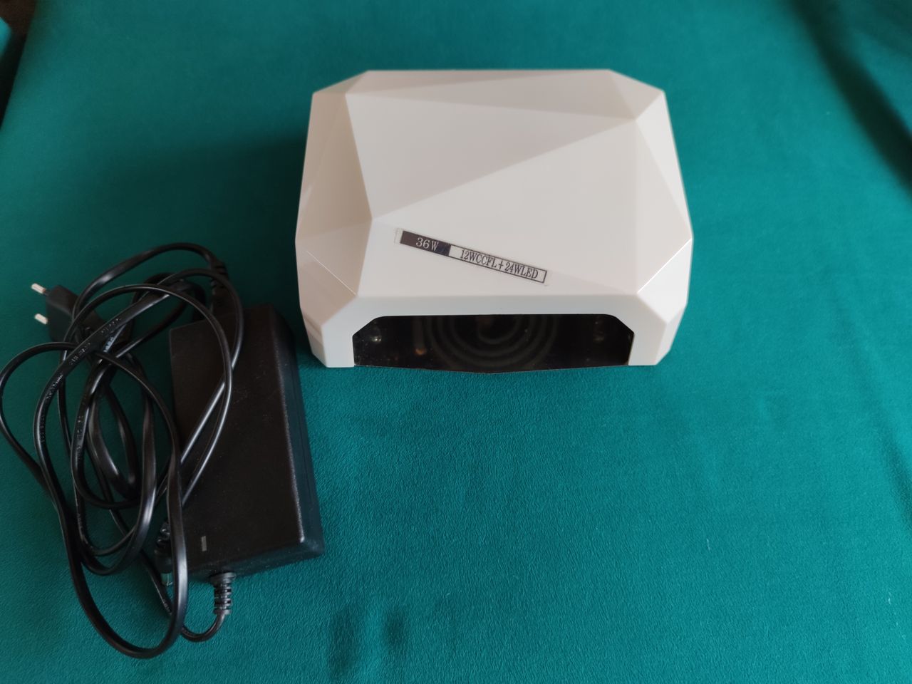 UV Lampe LED Lampe Negltørker 36W Modell White Diamond UV Lampe LED Lampe Negltørker 36W Modell White Diamond