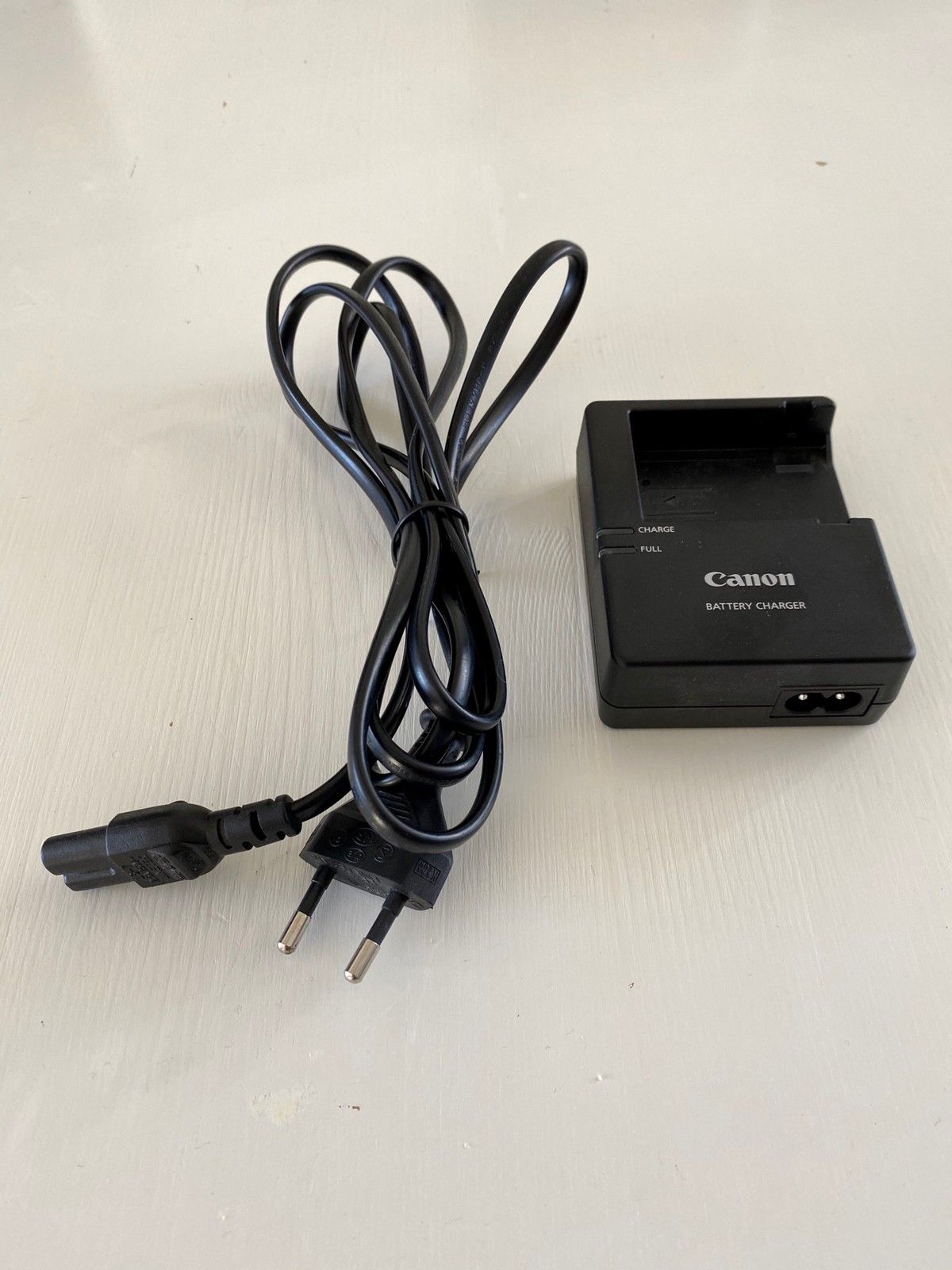 Canon LC E8E Batterilader | FINN.no Canon LC E8E Batterilader | FINN.no