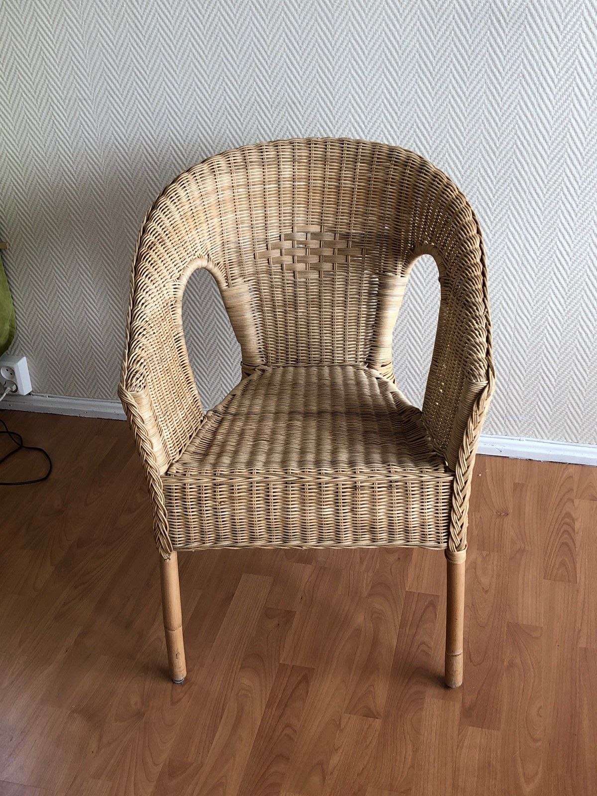Kurvstol | FINN.no Fin Ikea Agen kurvstol i bambus mpute | FINN.no