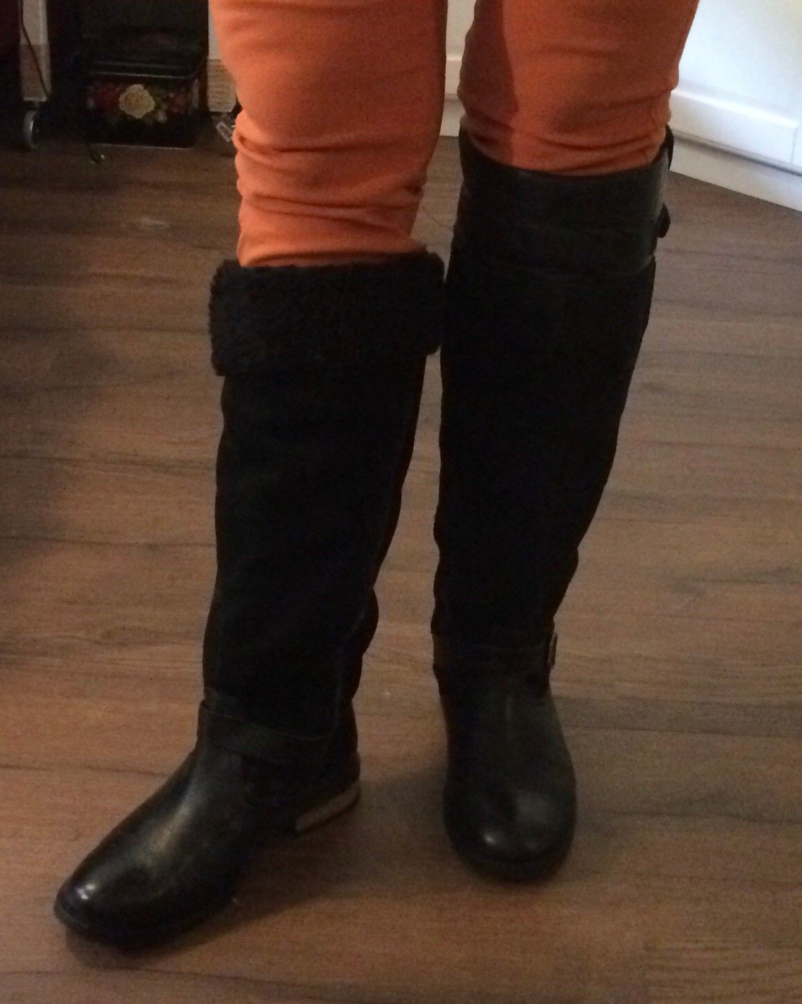 Støvletter, sneakers og «cowboysko» til dame, str 42 | FINN.no Støvletter, sneakers og «cowboysko» til dame, str 42 | FINN.no