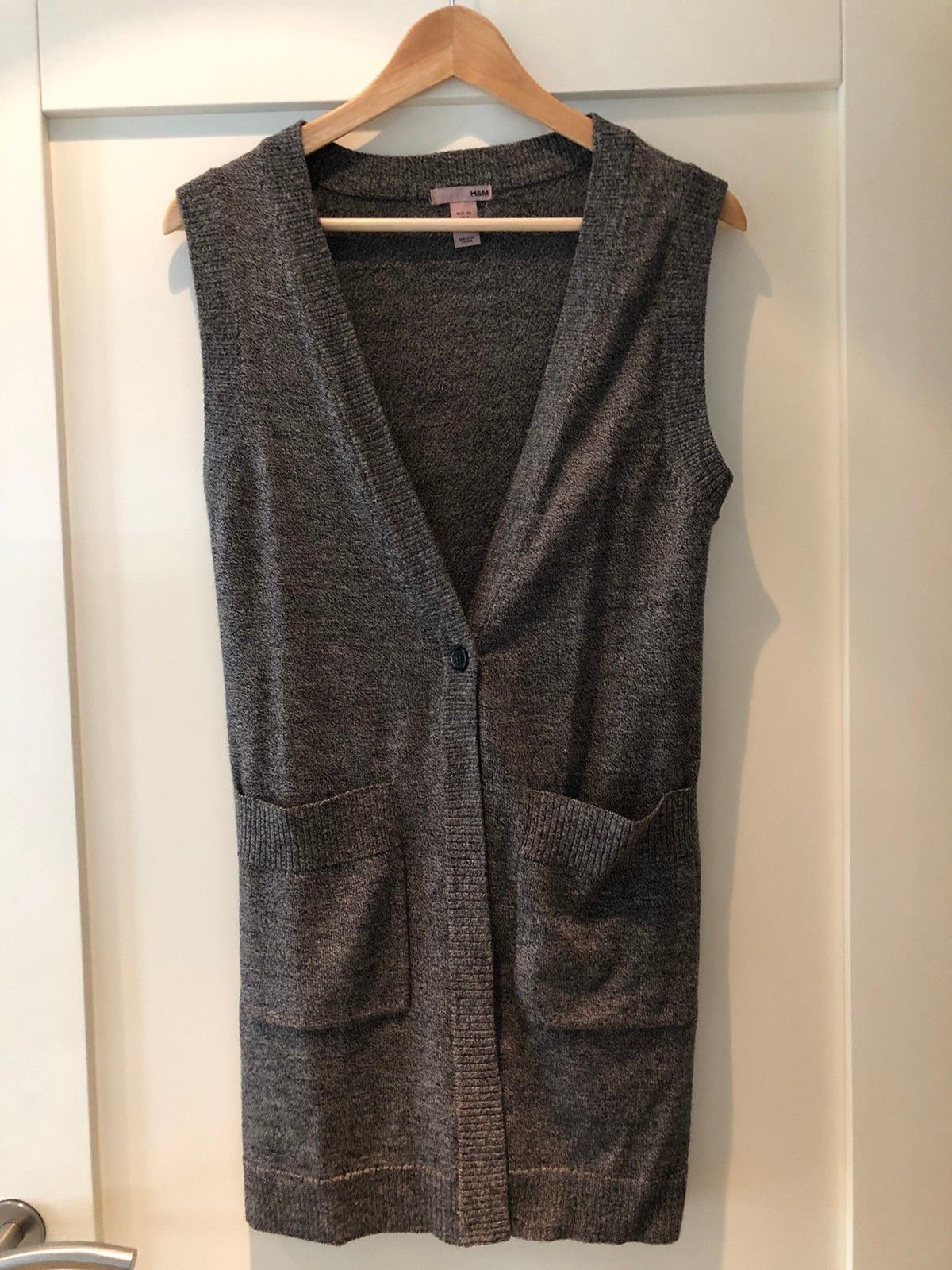 Grå strikkevest HM trend | FINN.no Ekstremt fin jakke fra HM Trend KUPP | FINN.no