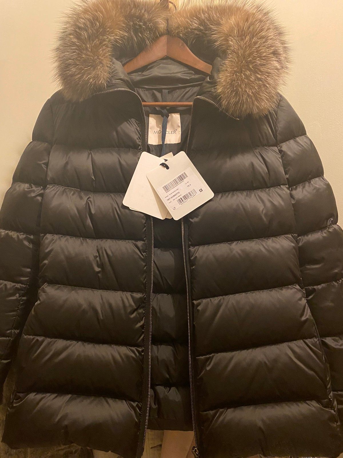 Moncler Tati jakke med belte | FINN.no Moncler Tati jakke med belte | FINN.no