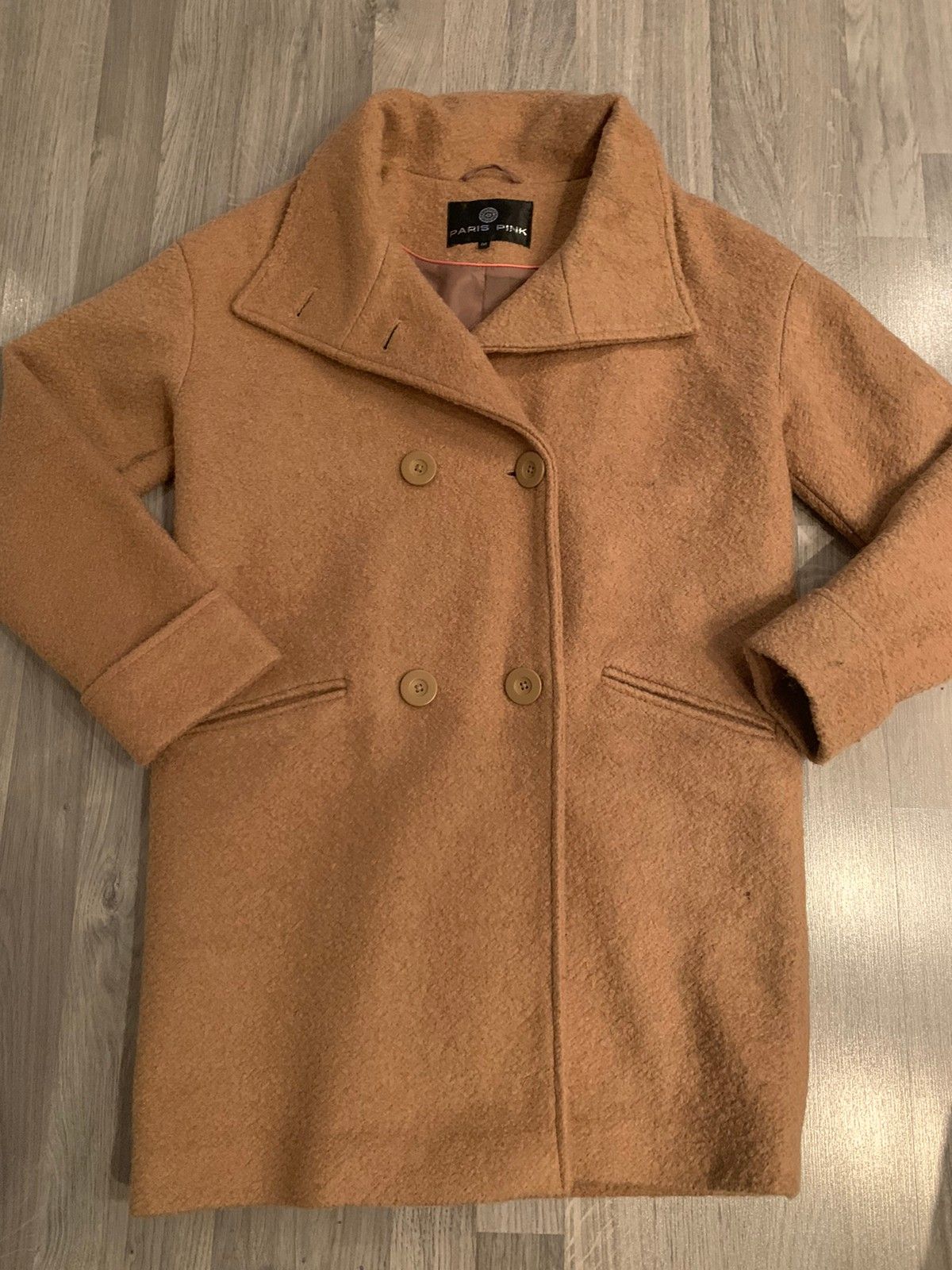 Kåpe fra Paris Pink str. M (30% ull) | FINN.no Jakke fra Paris pink | FINN.no