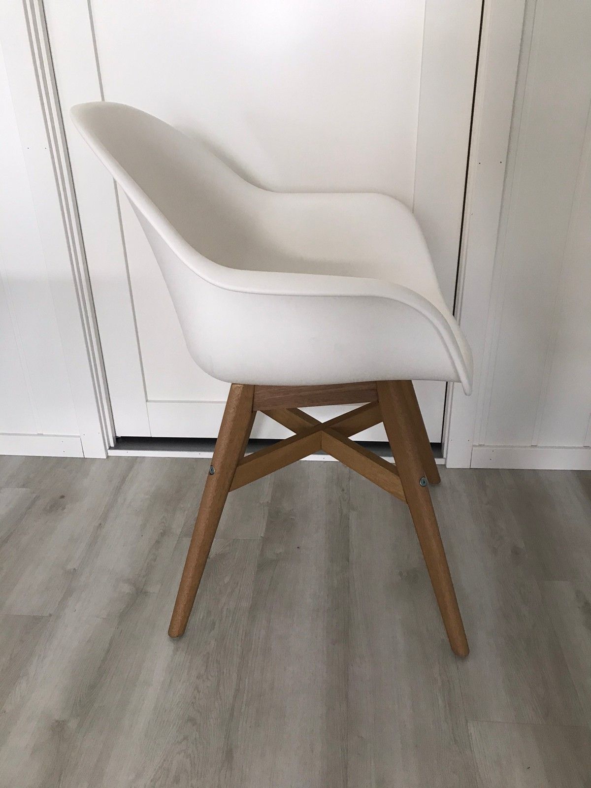 Ikea fanbyn stoler | FINN.no IKEA Fanbyn 3 stoler til spisestuen | FINN.no