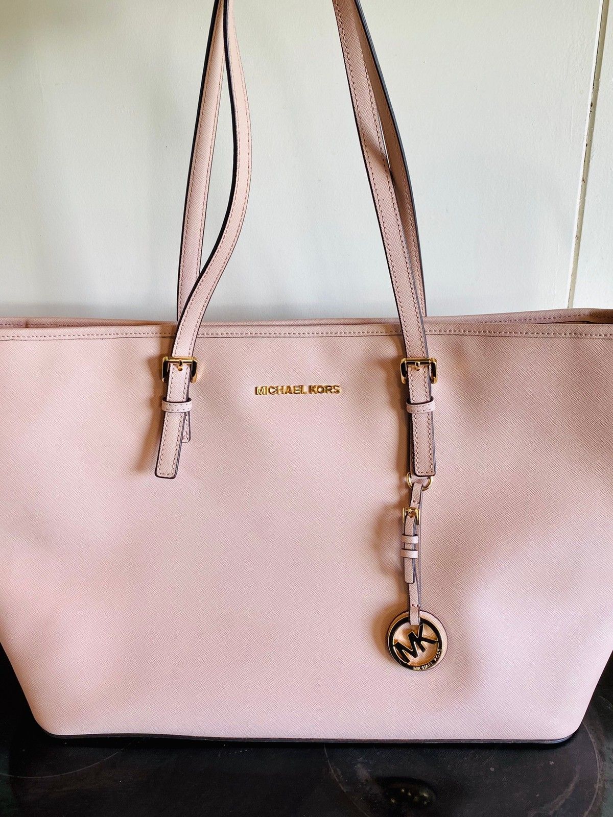 Michael kors veske som ny!! | FINN.no Michael Kors veske Ny pris! | FINN.no
