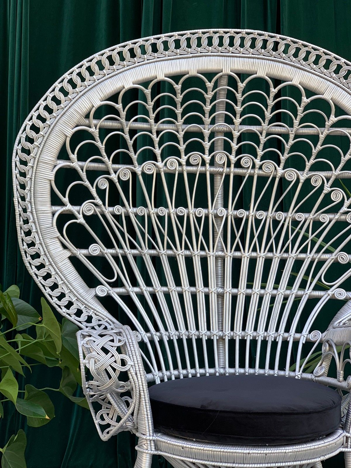 Påfuglstol Peacock chair | FINN.no SALG! Påfuglstol Peacock stol i sølv | FINN.no