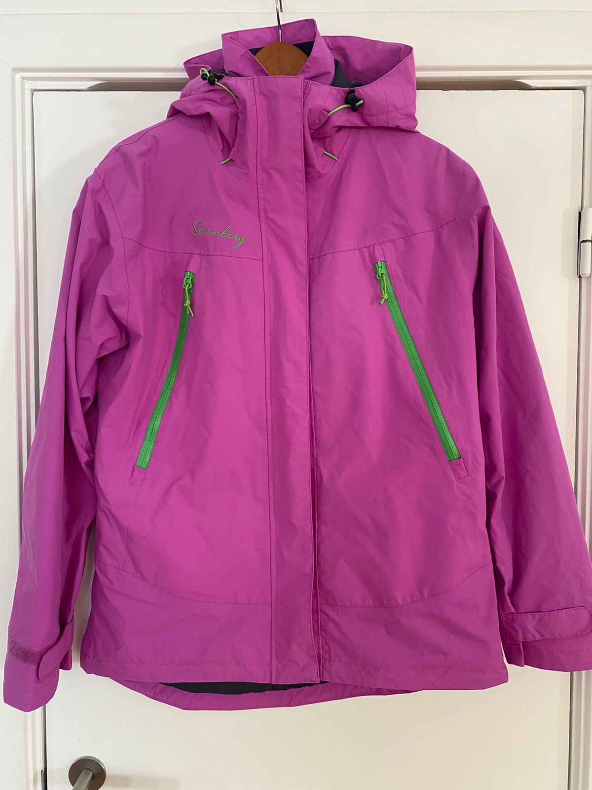 Bergans Grønn Dame Vind Fjell Jakke XS32 | FINN.no Bergans Grønn Dame Vind Fjell Jakke XS32 | FINN.no