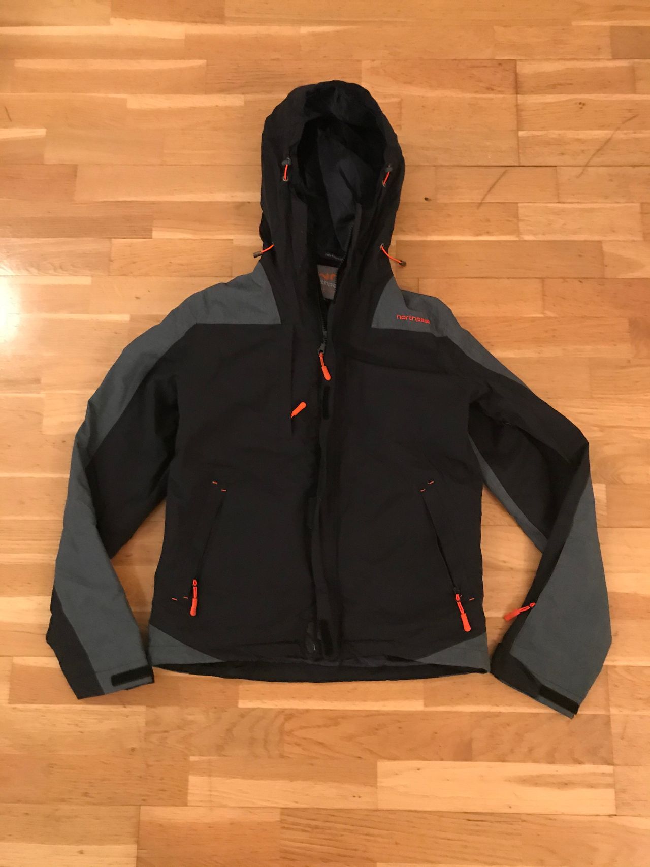 Northpeak vinterjakke | FINN.no Northpeak vinterjakke 8 år | FINN.no