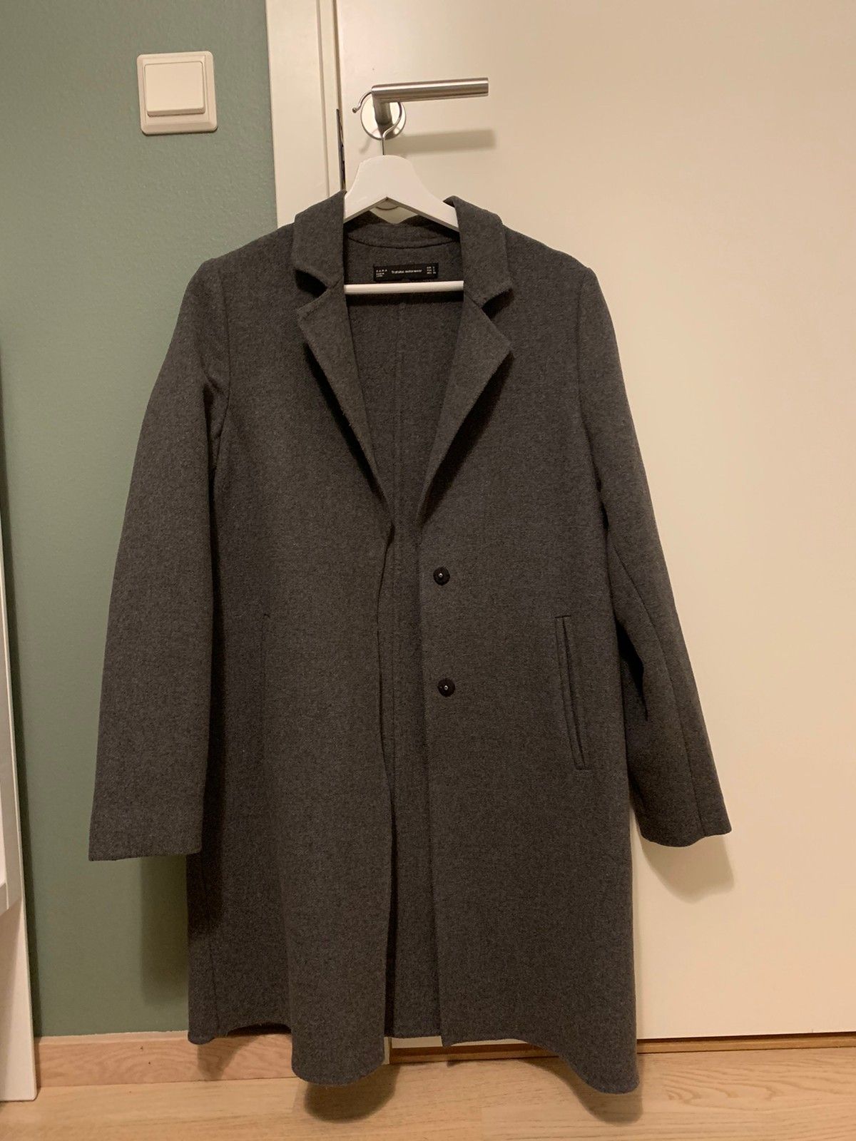 Kåpe fra Zara Størrelse 36 (S) | FINN.no Ullkåpe fra Zara str L. | FINN.no