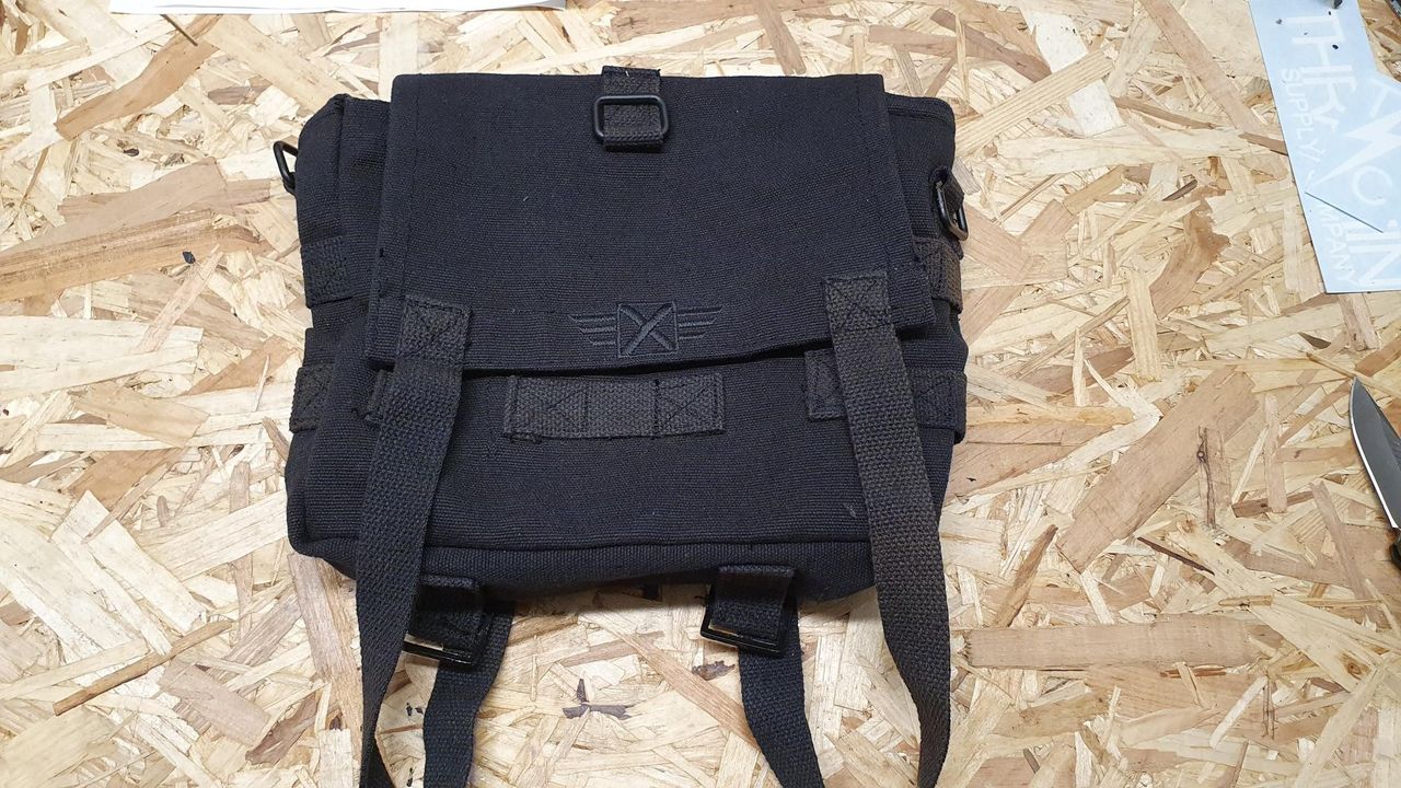 Tøff sissybar eller handlebar veske | FINN.no Tøff sissybar eller handlebar veske | FINN.no