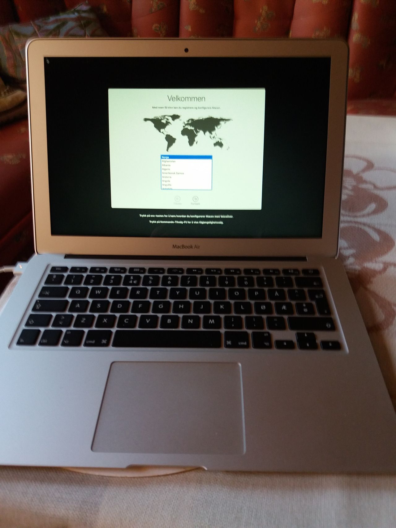 Macbook air 13 3 ny Kjøpe, selge og utveksle annonser de Macbook air selges 13 Kjøpe, selge og utveksle annonser de