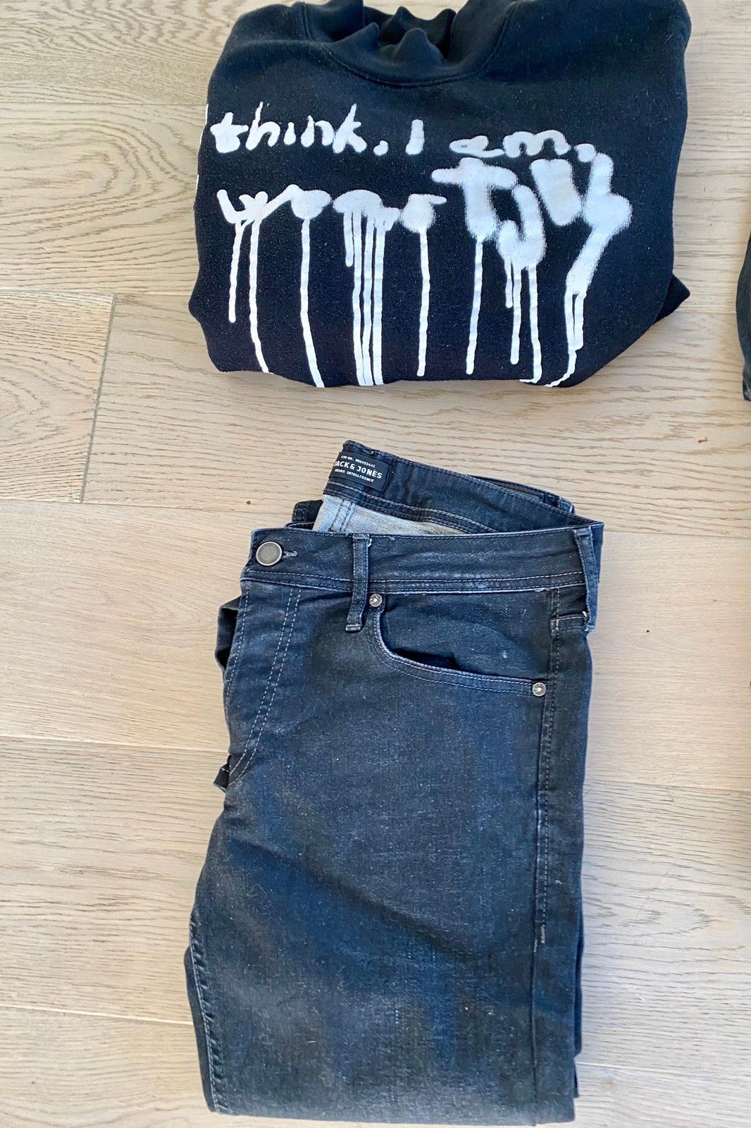 6 jeansbukser herre (+en genser). | FINN.no 6 jeansbukser herre (+en genser). | FINN.no