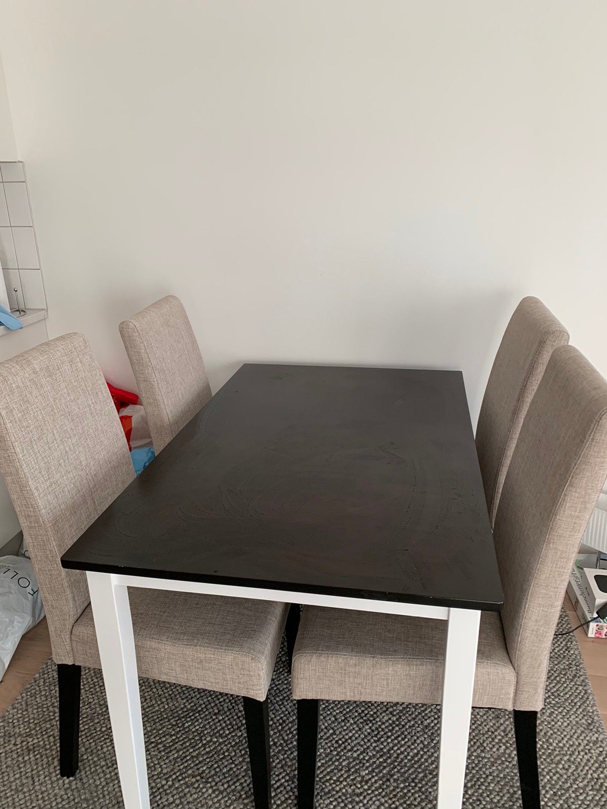 Spisebord med 4 stoler | FINN.no Spisebord med 4 stoler | FINN.no