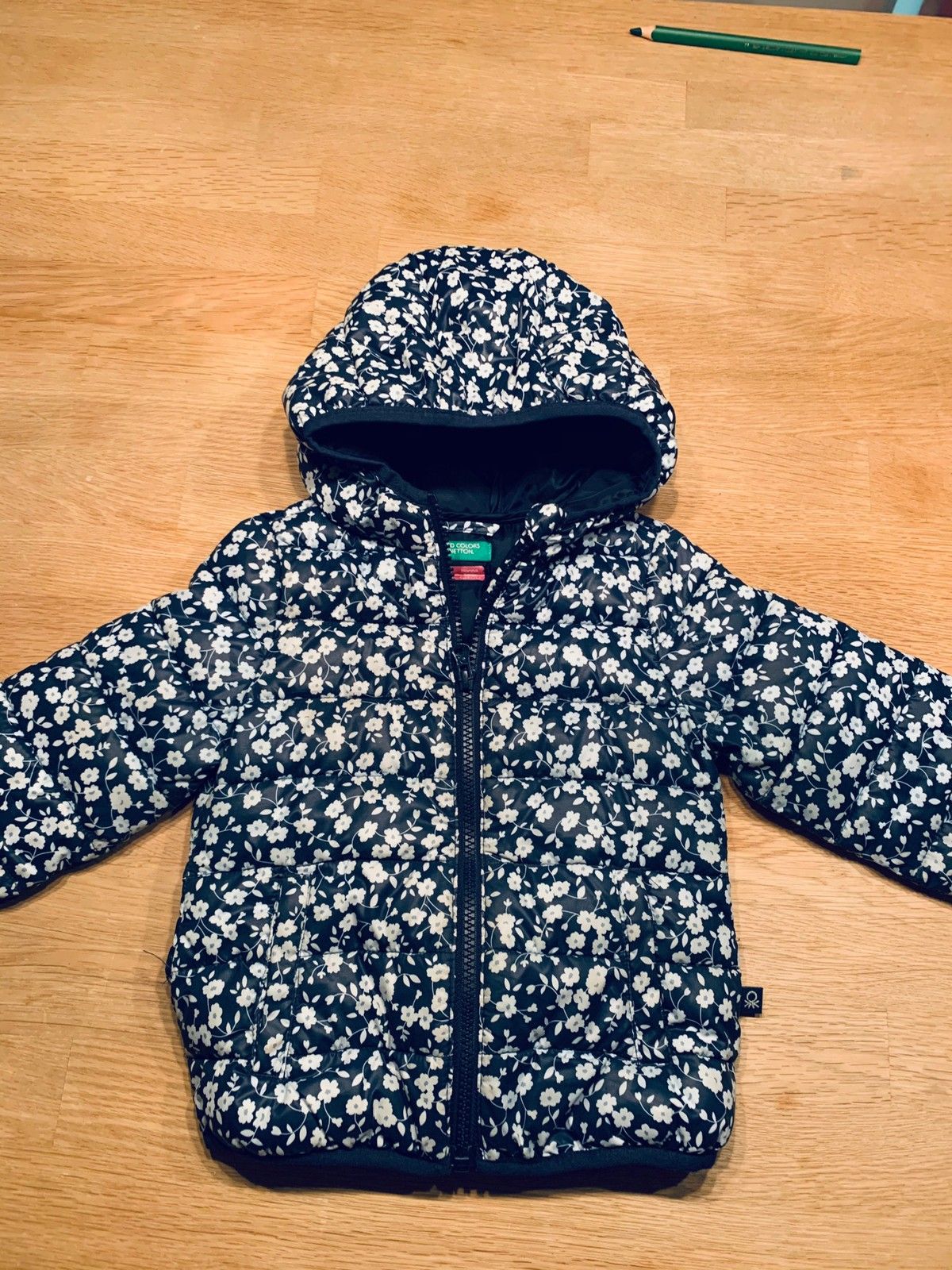 Jakke fra Benetton str 92 | FINN.no Benetton jakke baby str 56 | FINN.no