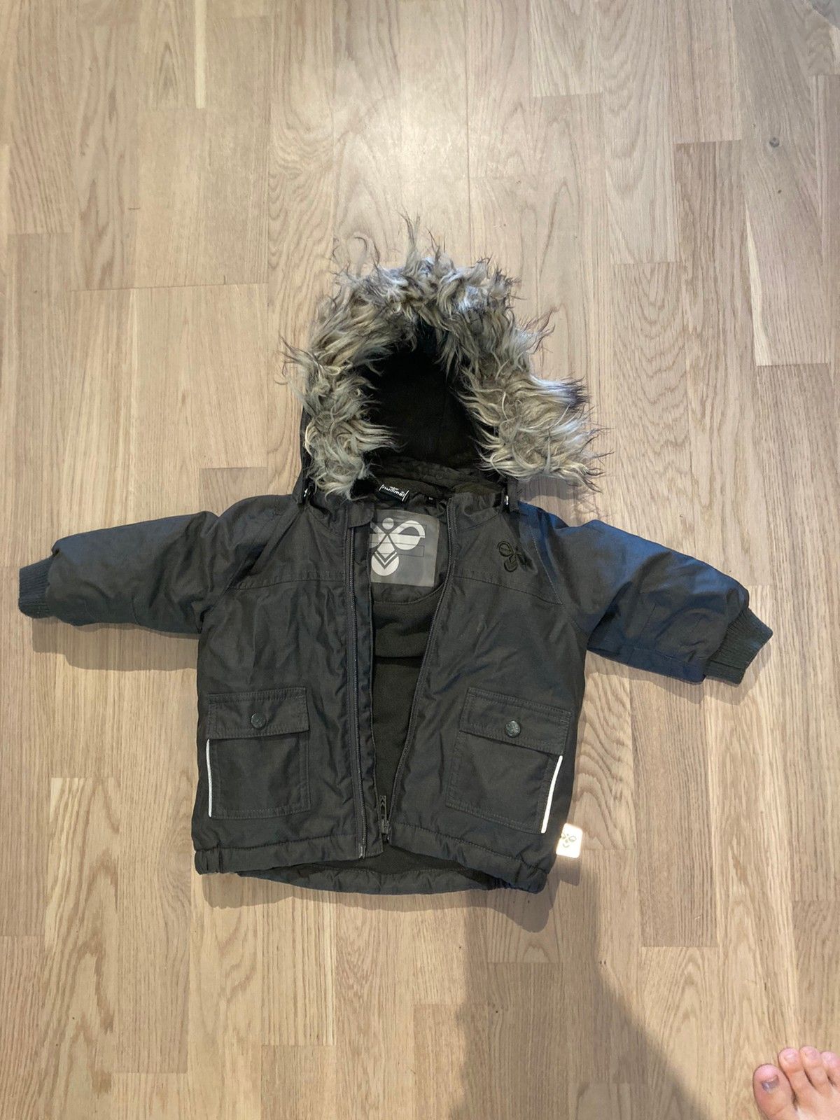 Hummel vinterjakke | FINN.no Hummel vinterjakke | FINN.no